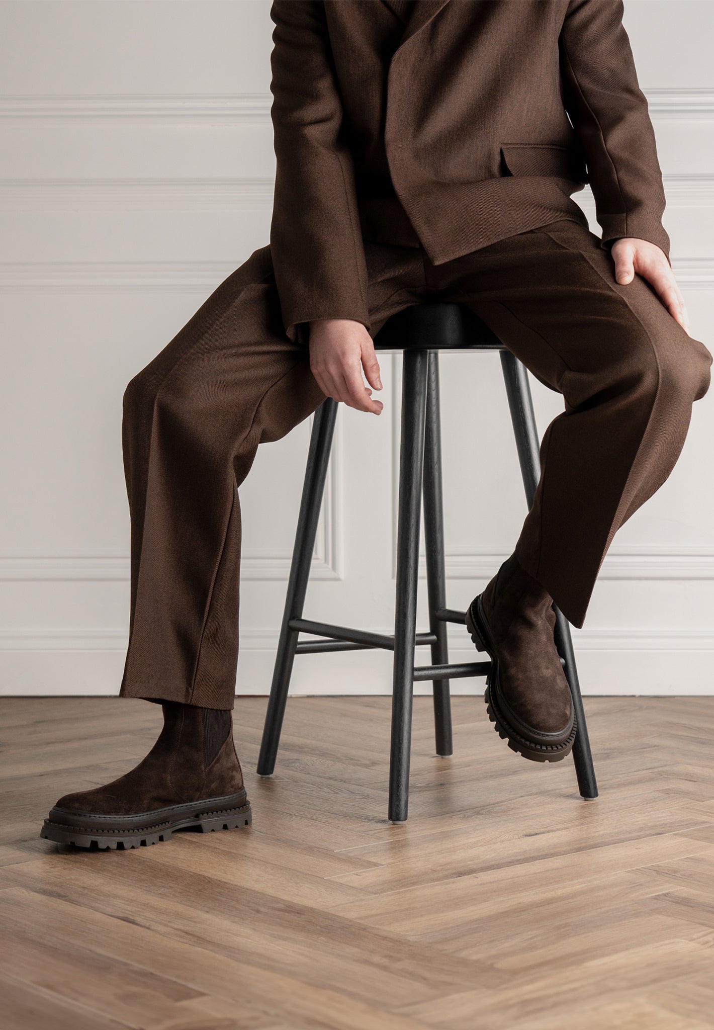 bordeaux-suede-chelsea-boot-brown
