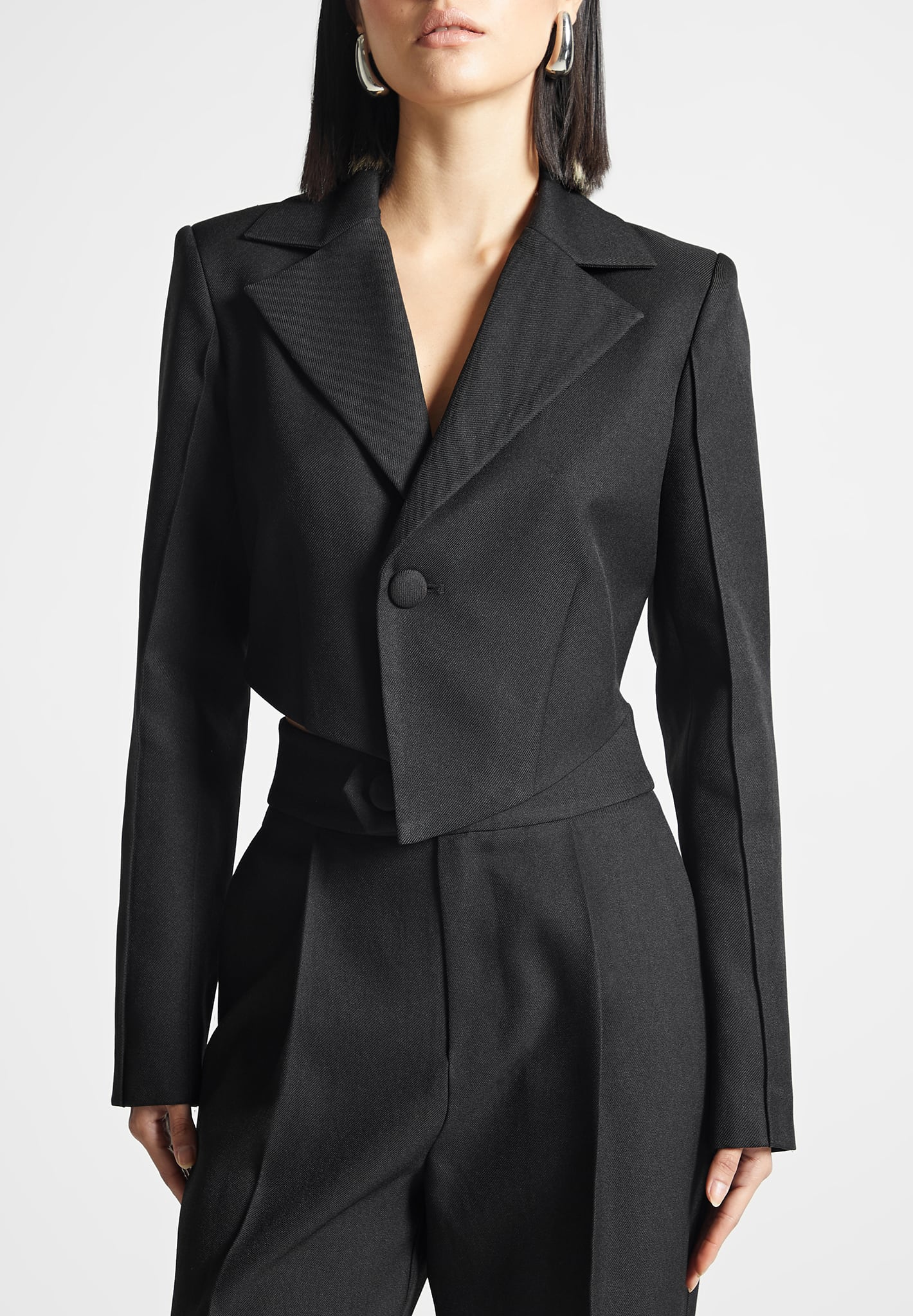 asymmetric-tailored-cropped-blazer-black