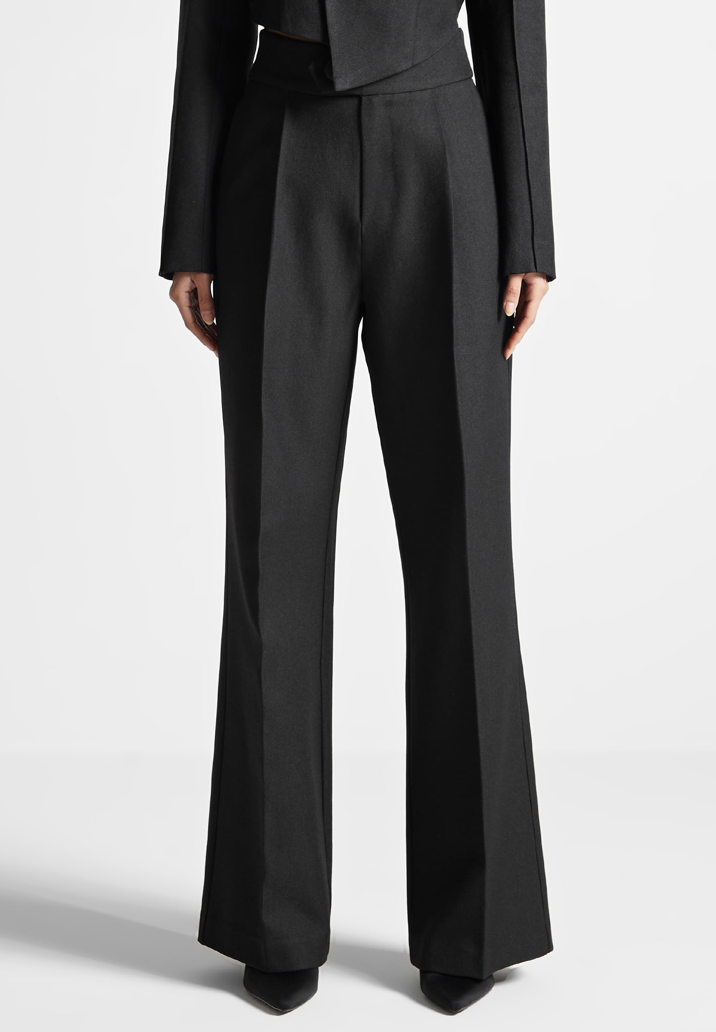 high-waisted-tailored-trousers-black