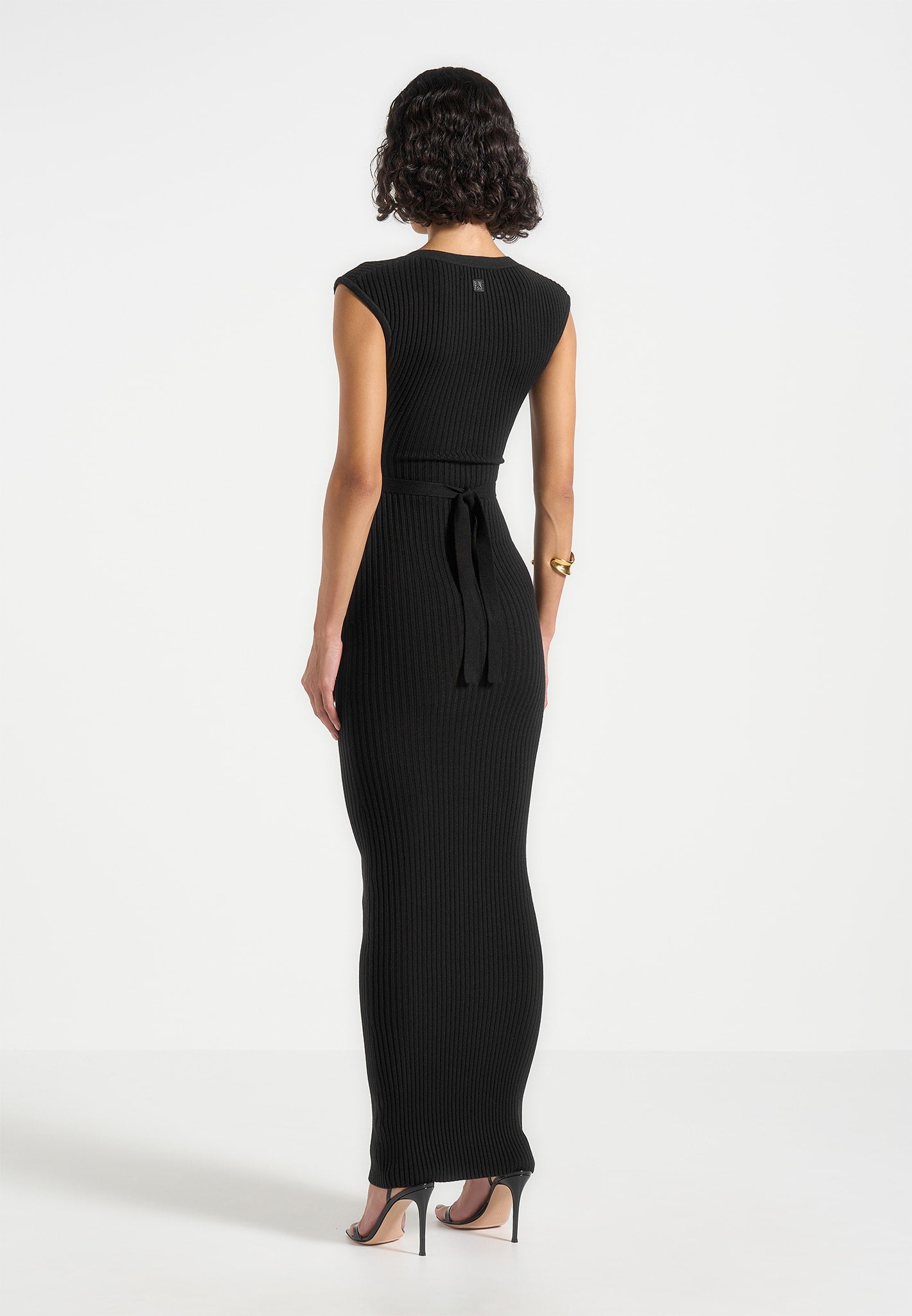 knitted-midaxi-dress-with-belt-black
