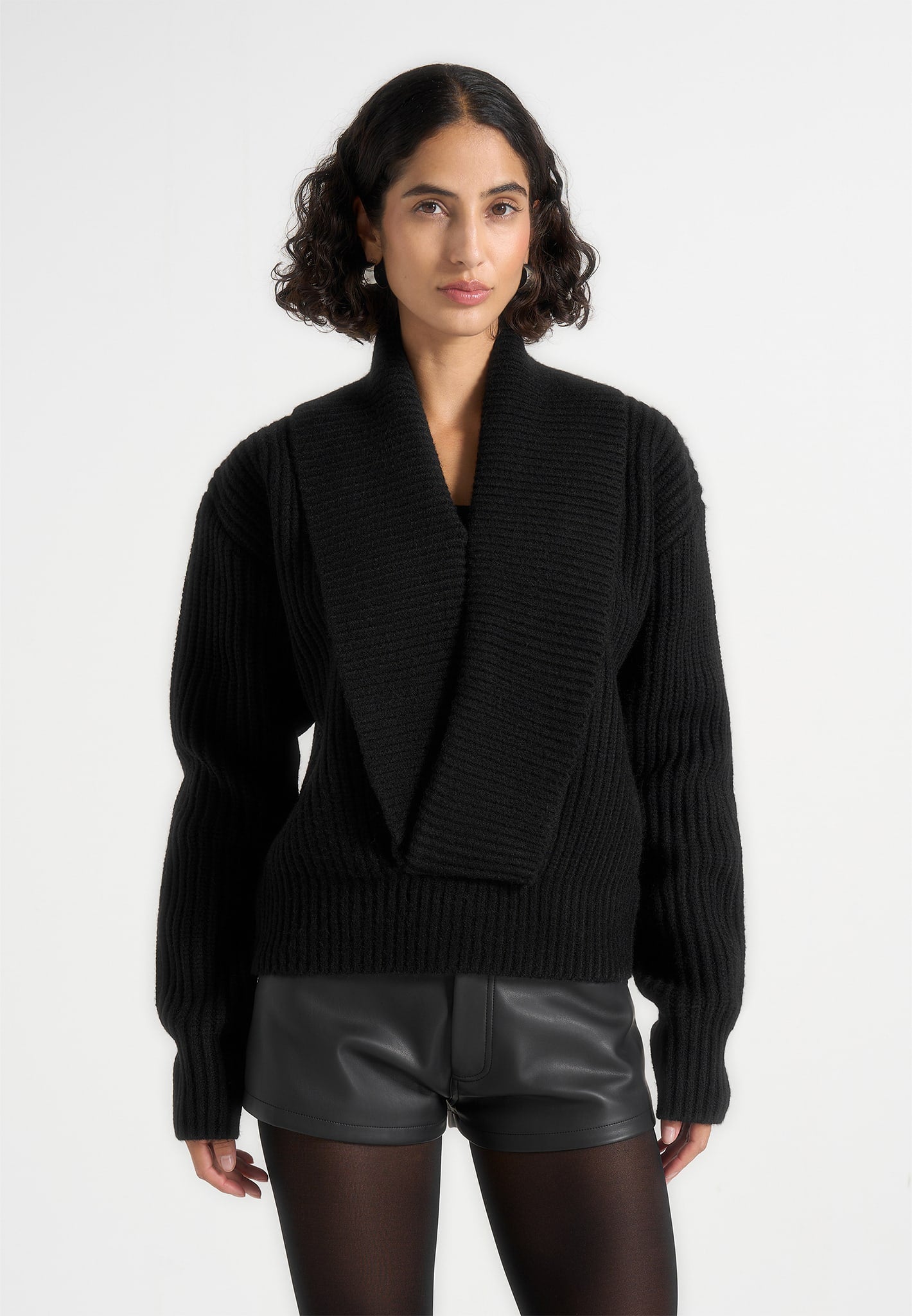 Azra - Plunge Knit Jumper - Black