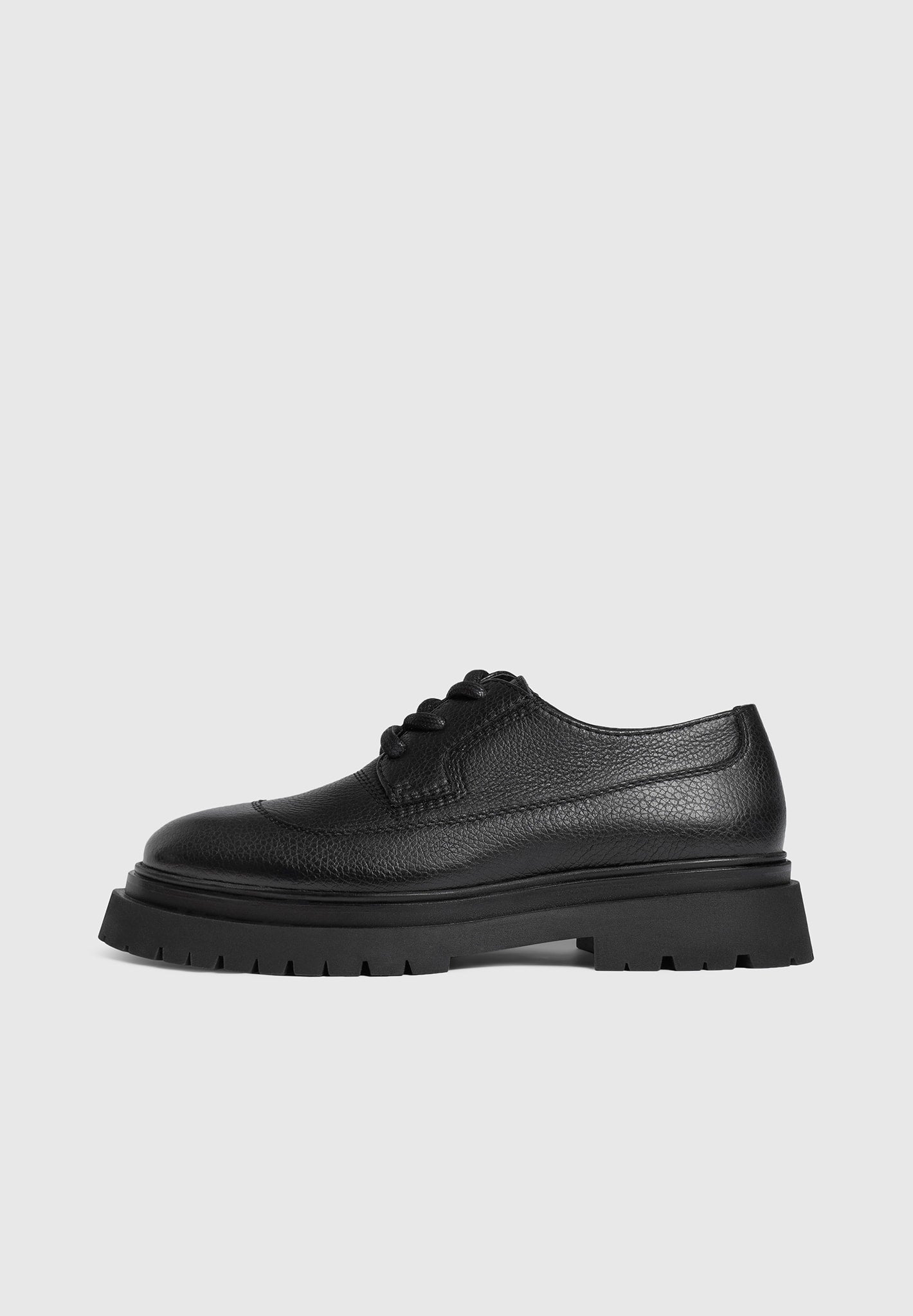 rennes-pebbled-leather-derby-shoe-black