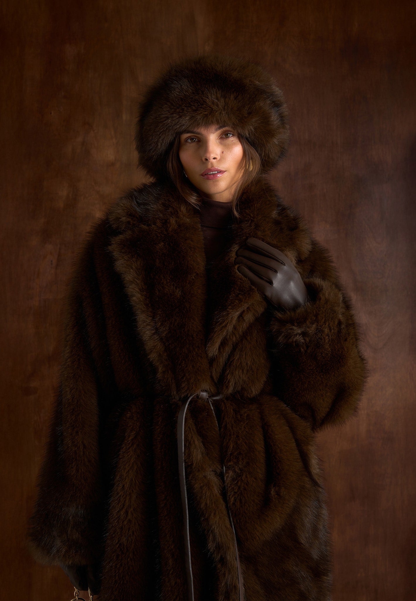 Bria - Oversized Fur Coat With Leather Belt - Brown