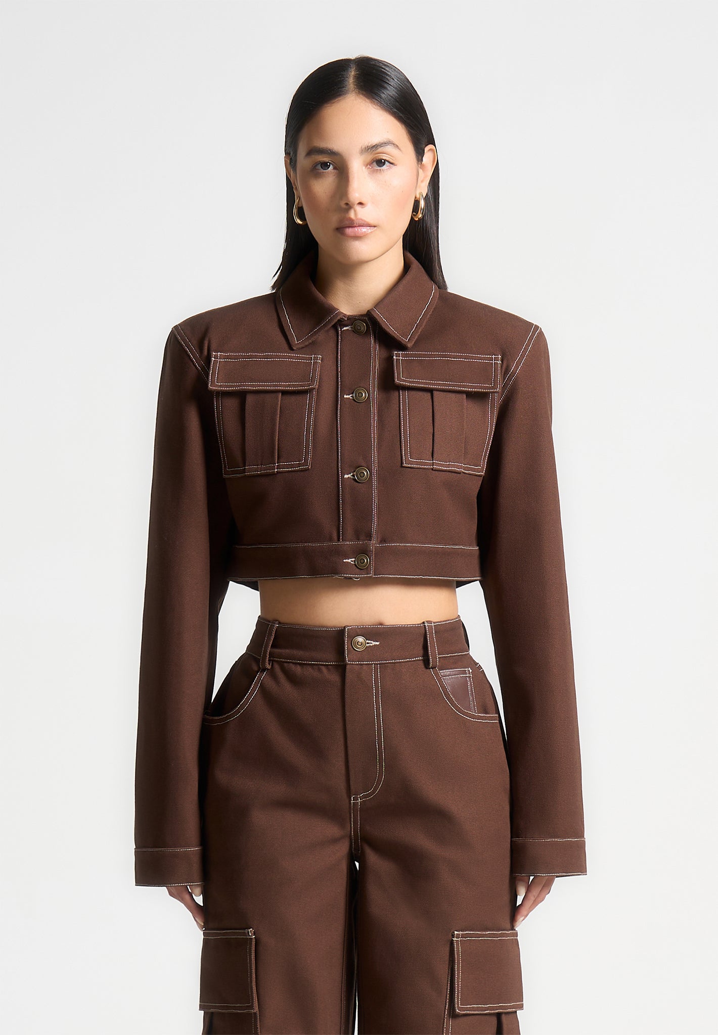 wide-shoulder-drill-jacket-brown