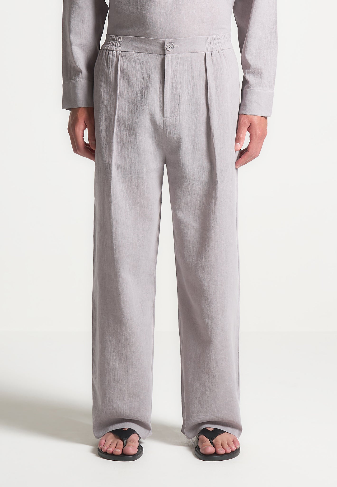 crinkled-linen-trousers-grey