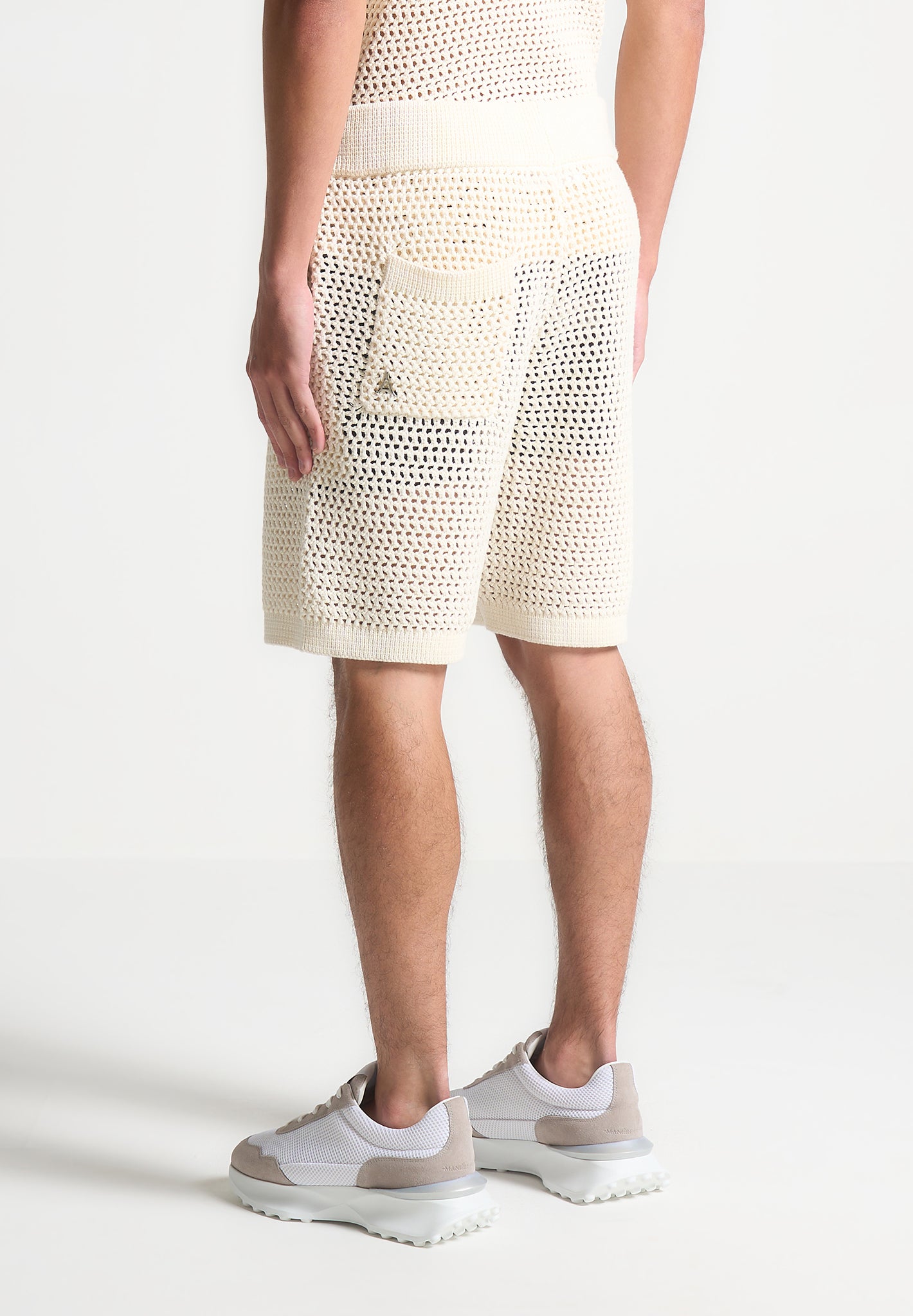 crochet-knit-shorts-cream