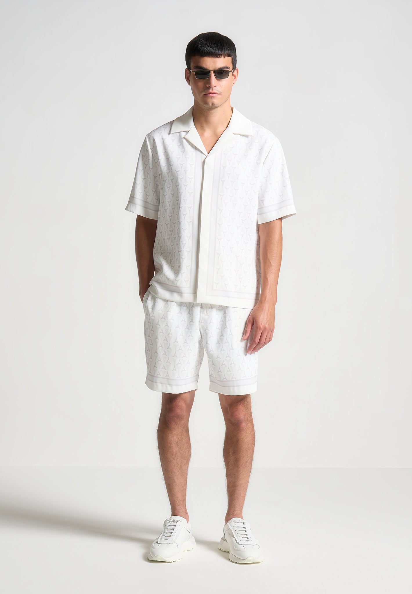 eiffel-monogram-resort-shirt-white