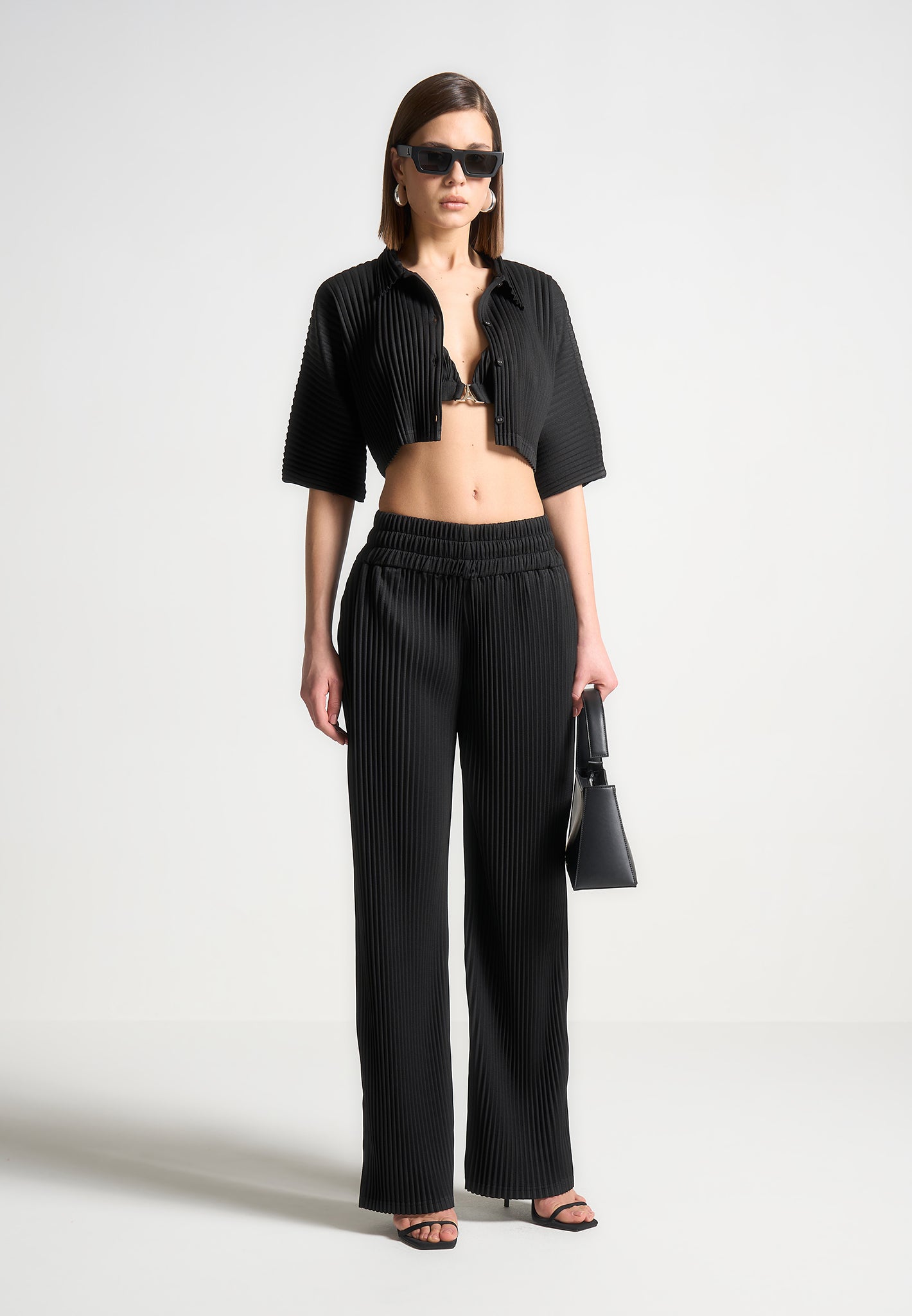 pleated-trousers-black-2
