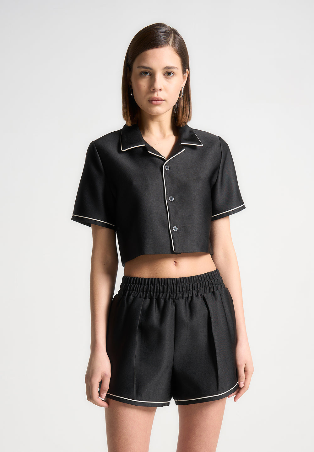 satin-cropped-shirt-with-piping-black