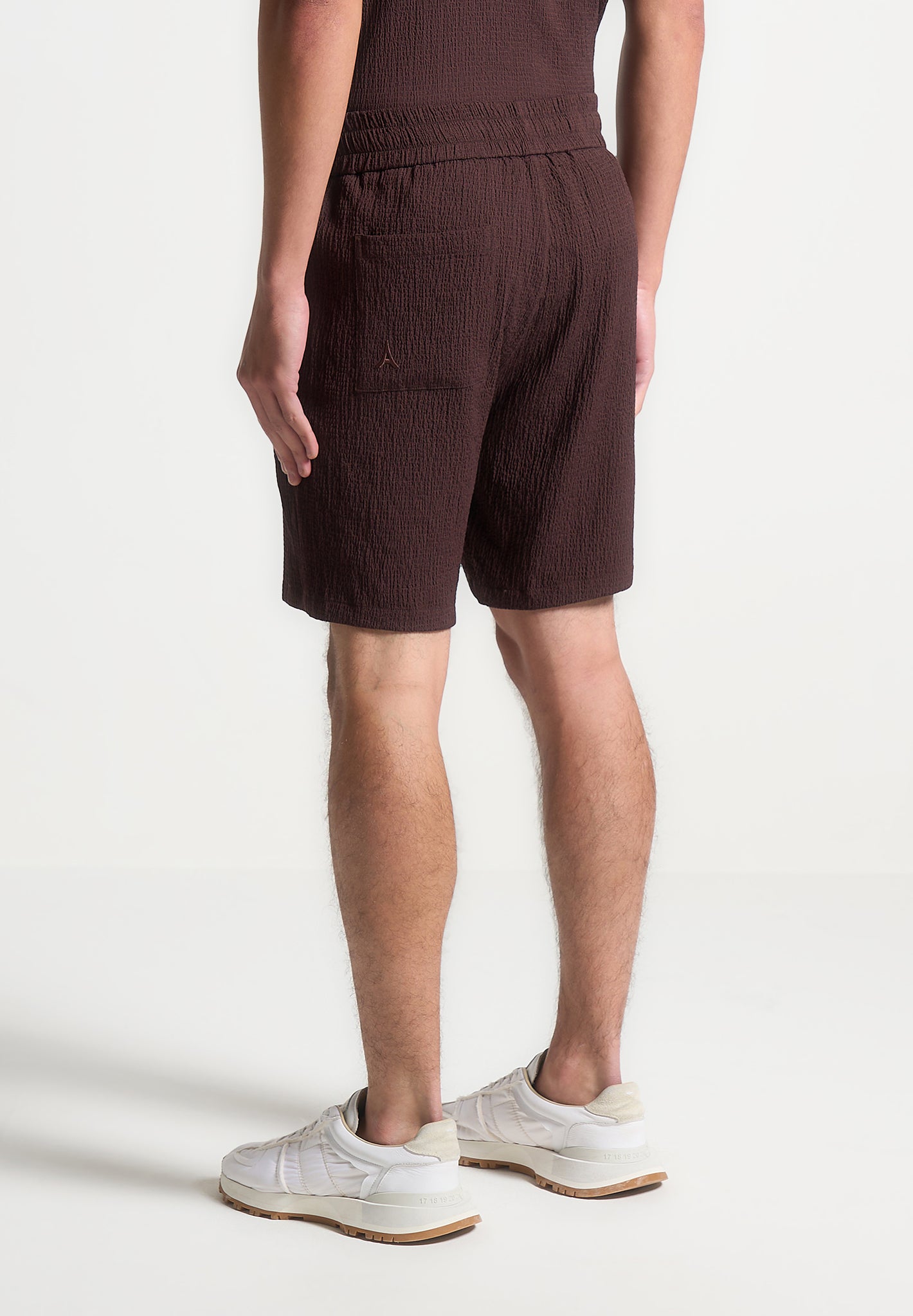 seersucker-shorts-brown