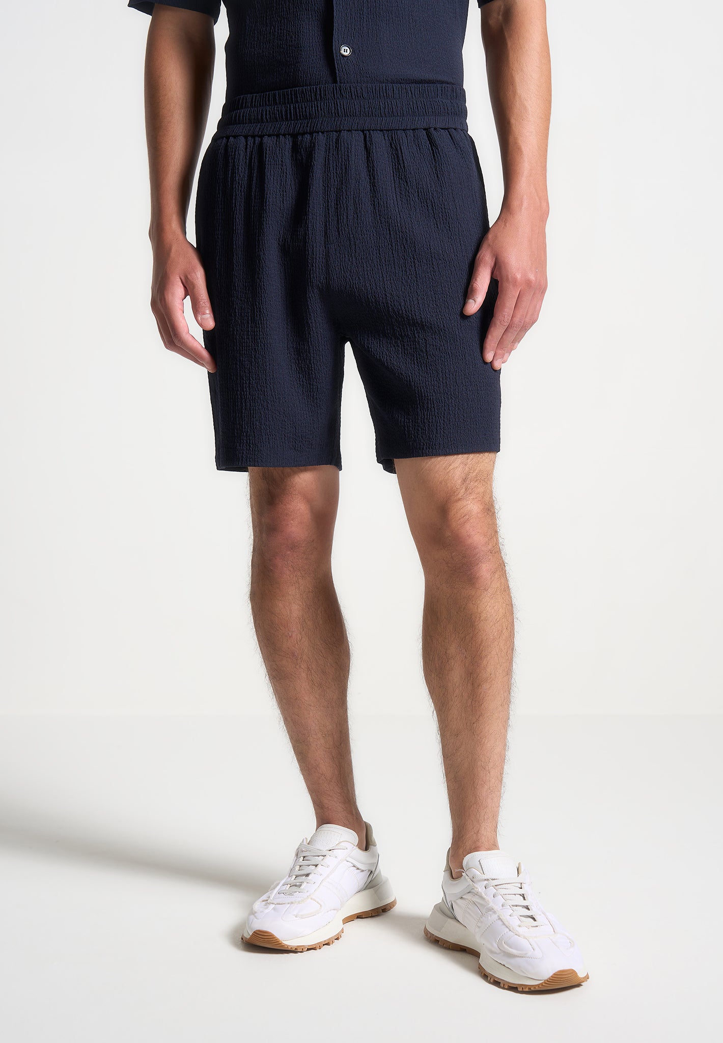 seersucker-shorts-navy