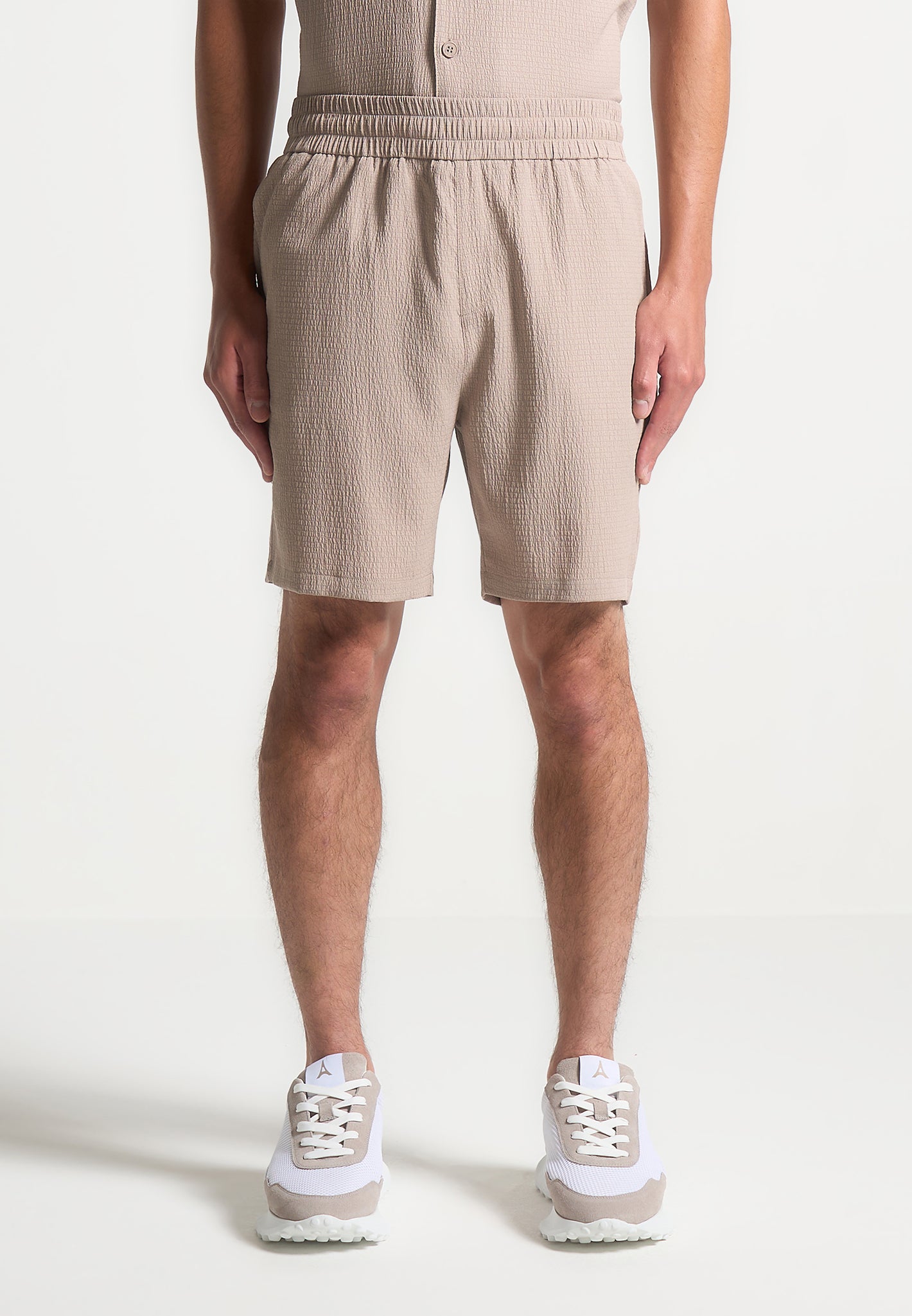 seersucker-shorts-taupe-1
