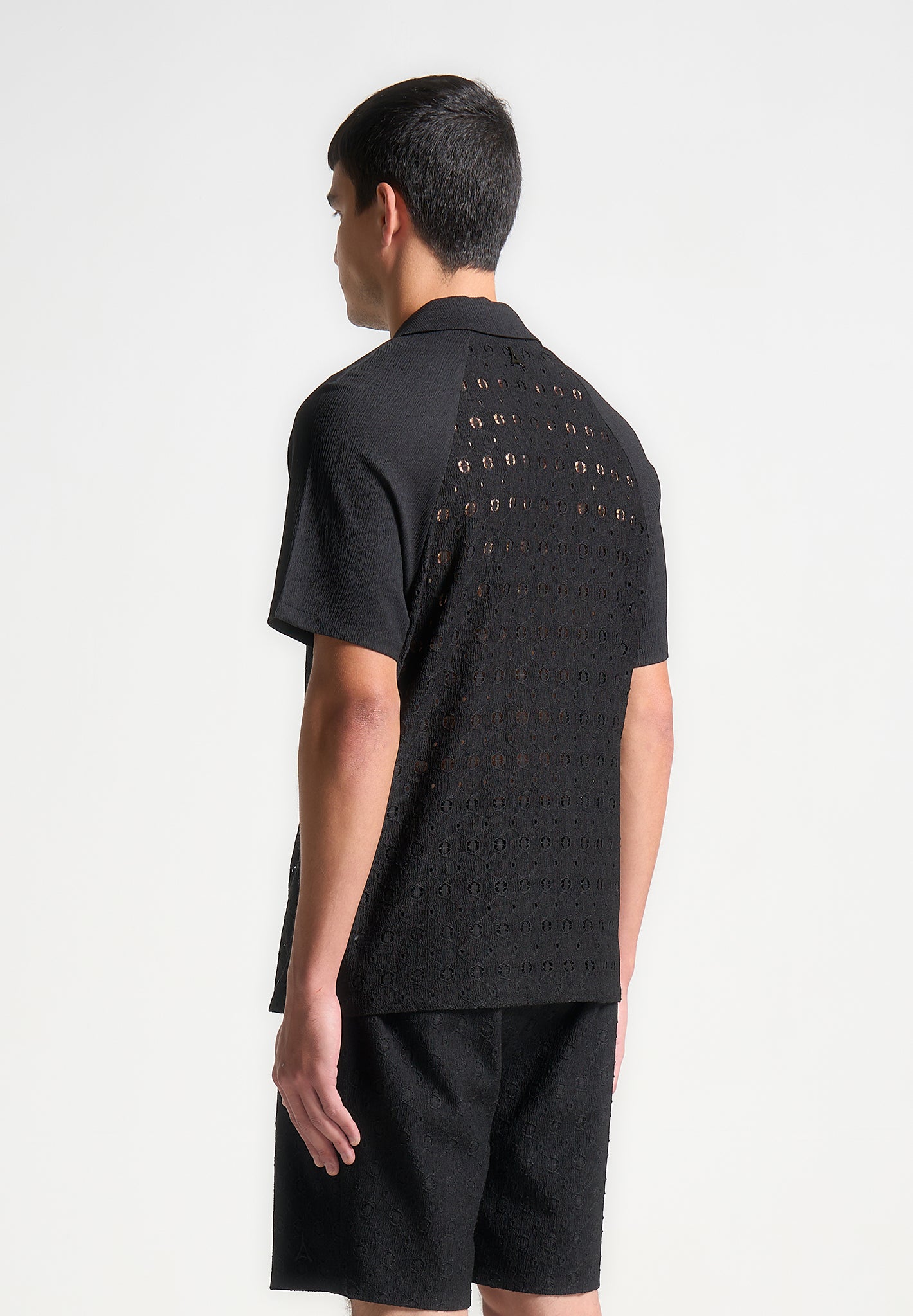 textured-raglan-shirt-black