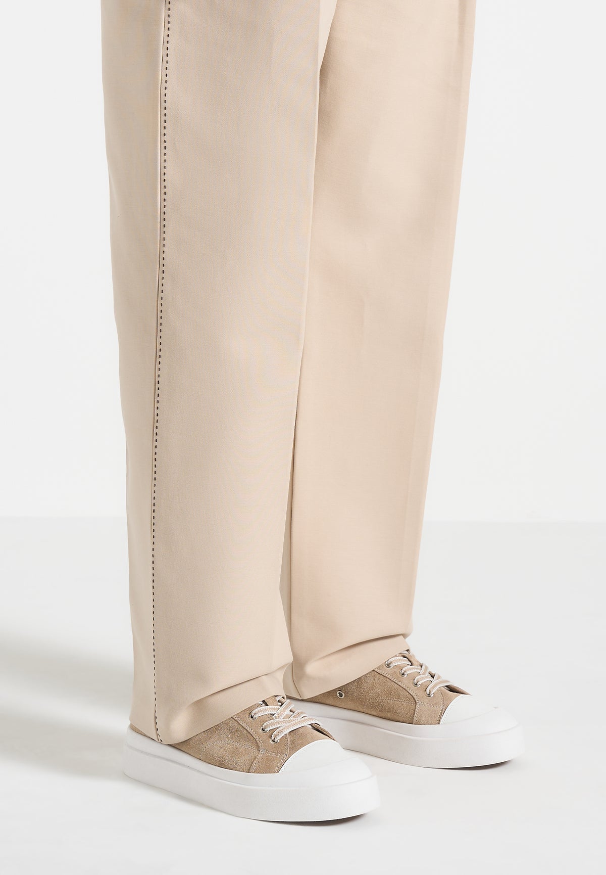 Men's Vienna - Suede Contrast Stitch Sneaker - Beige