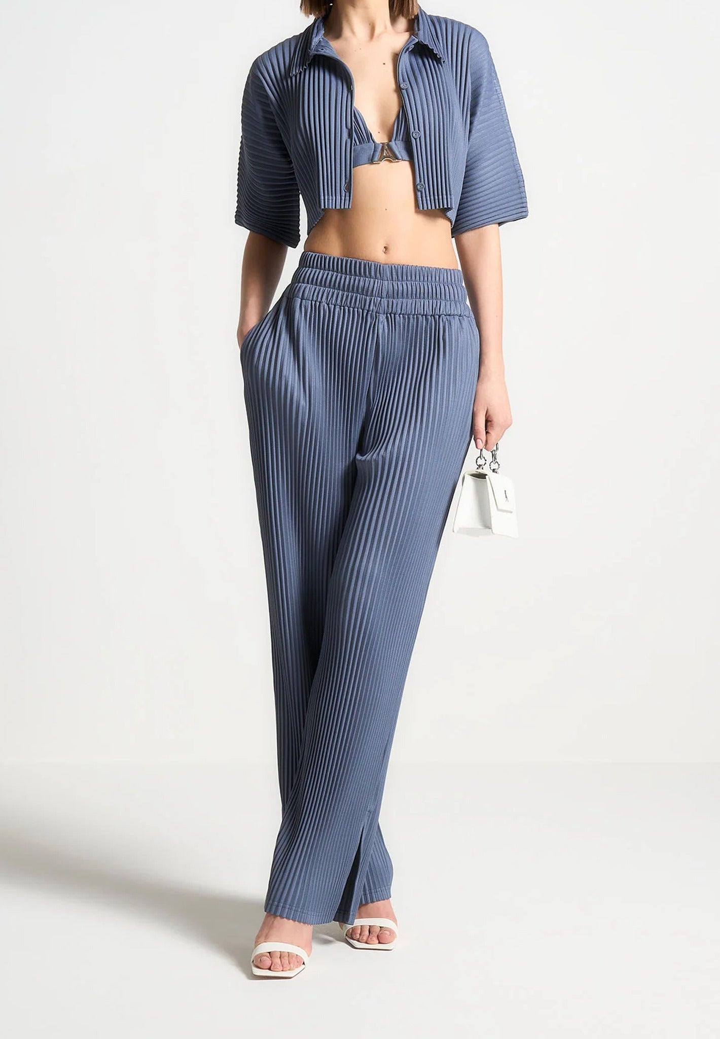 Mona - Pleated Cropped Shirt - Blue