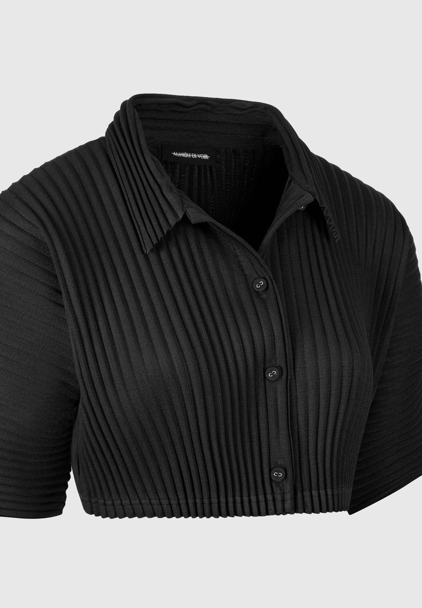 M⁠ona - Pleated Cropped Shirt - Black