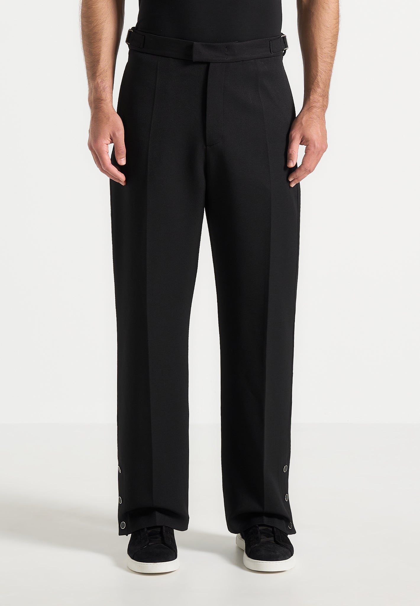 Boris - Relaxed Fit Tailored Button Cuff Trousers - Black