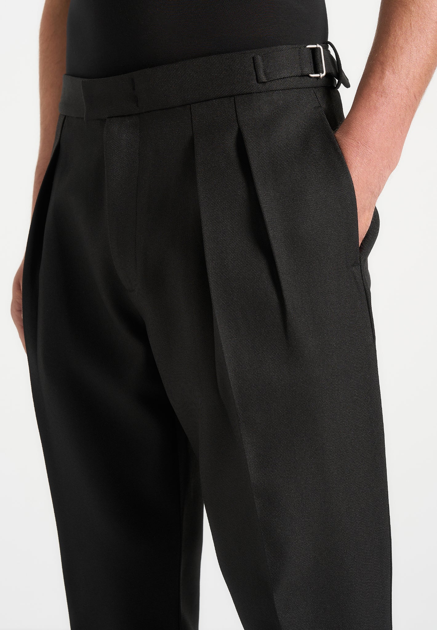 H⁠ubert - Slim Fit Tailored Trousers - Black
