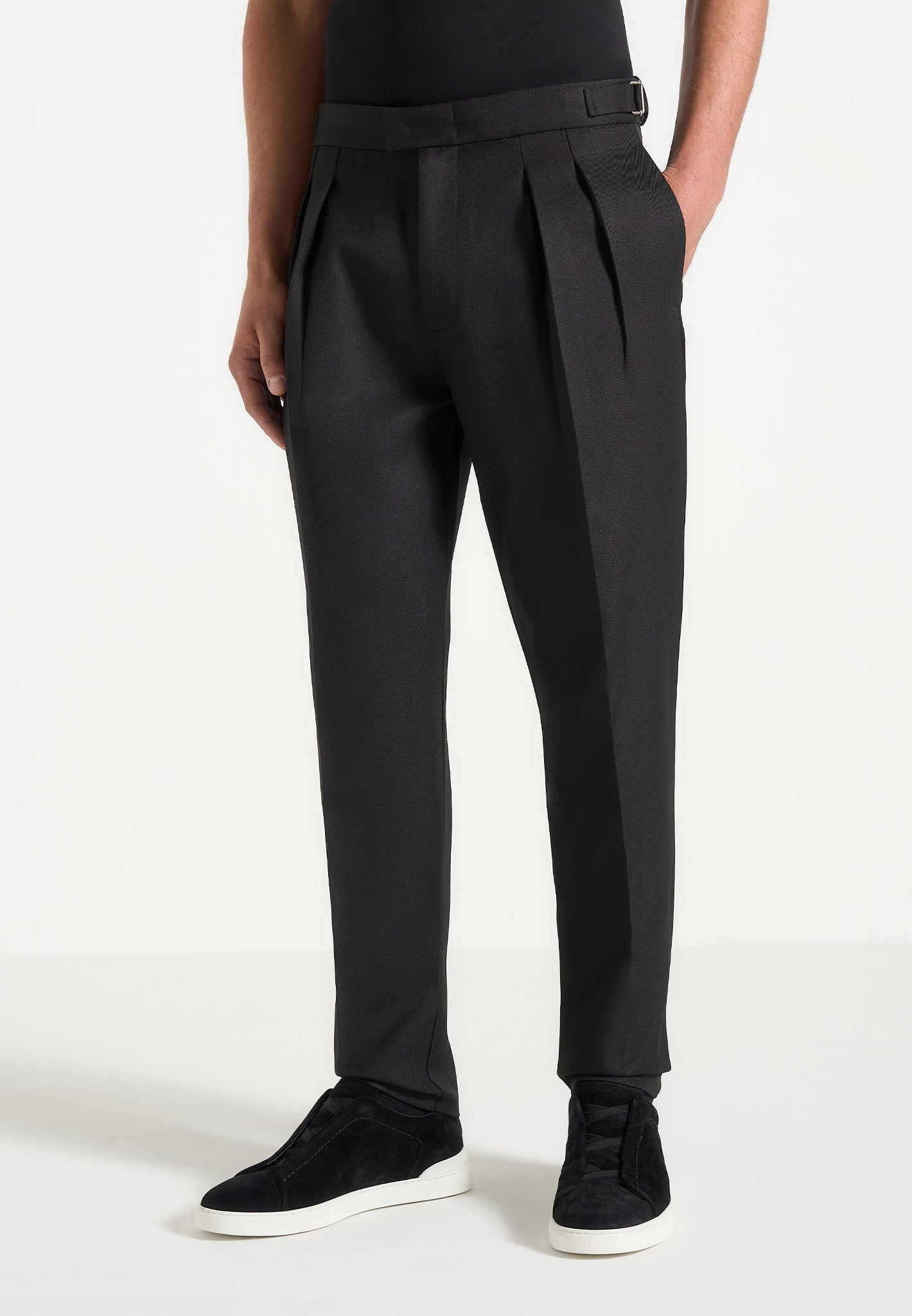 H⁠ubert - Slim Fit Tailored Trousers - Black