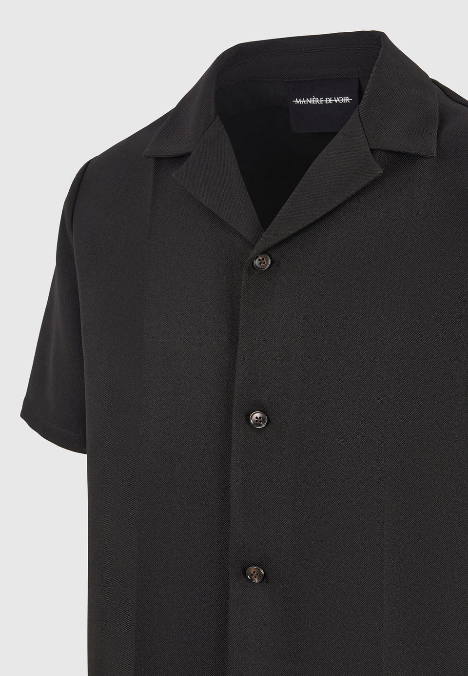 tailored-shirt-with-crease-black