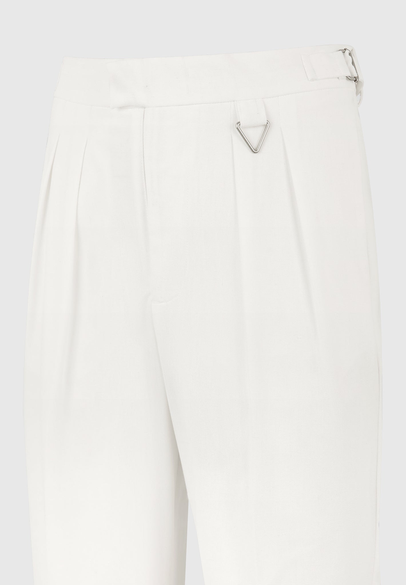 Pierre - Relaxed Fit Linen Pleated Trousers - White
