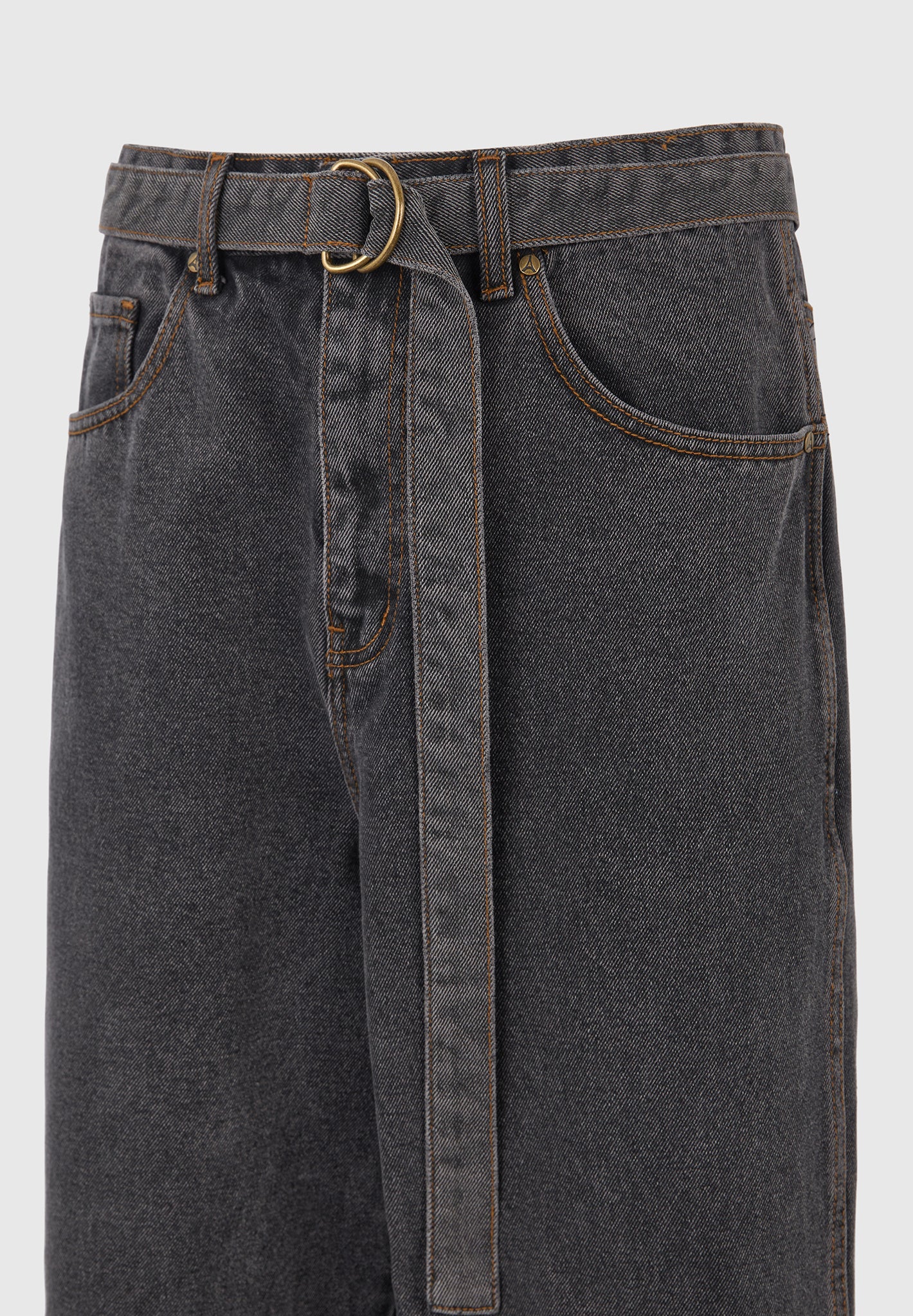 Adam -  Wide Leg Belted Jeans - Black Wash