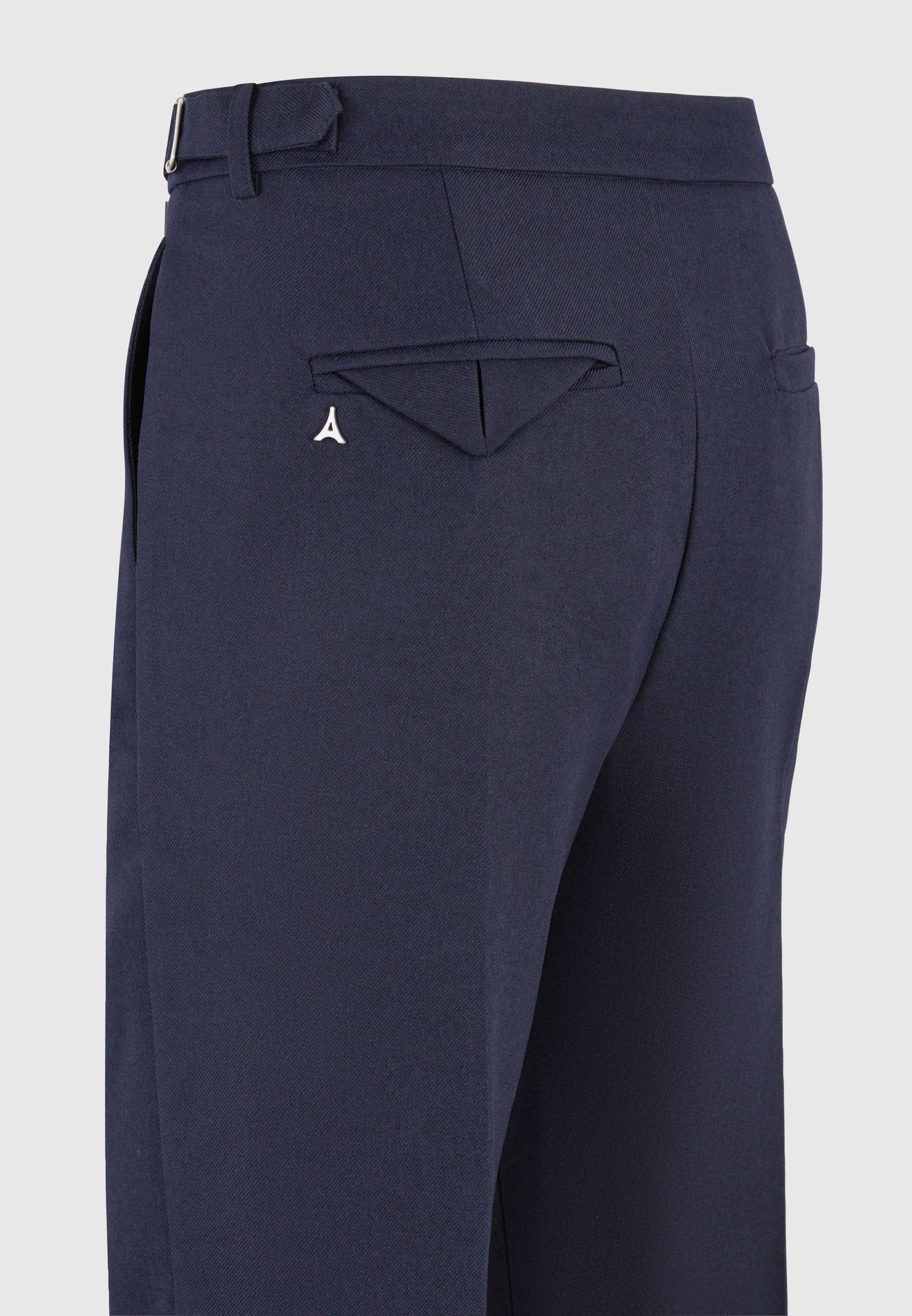 Pierre - Relaxed Fit Pleated Tailored Trousers - Navy
