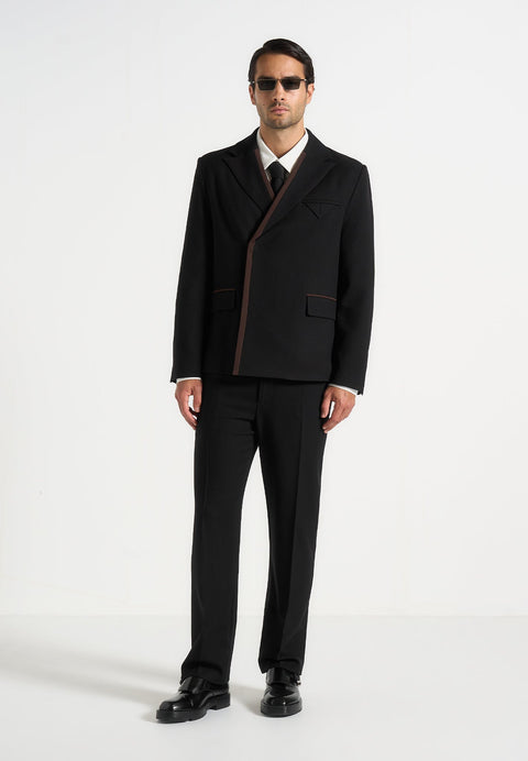  Suits