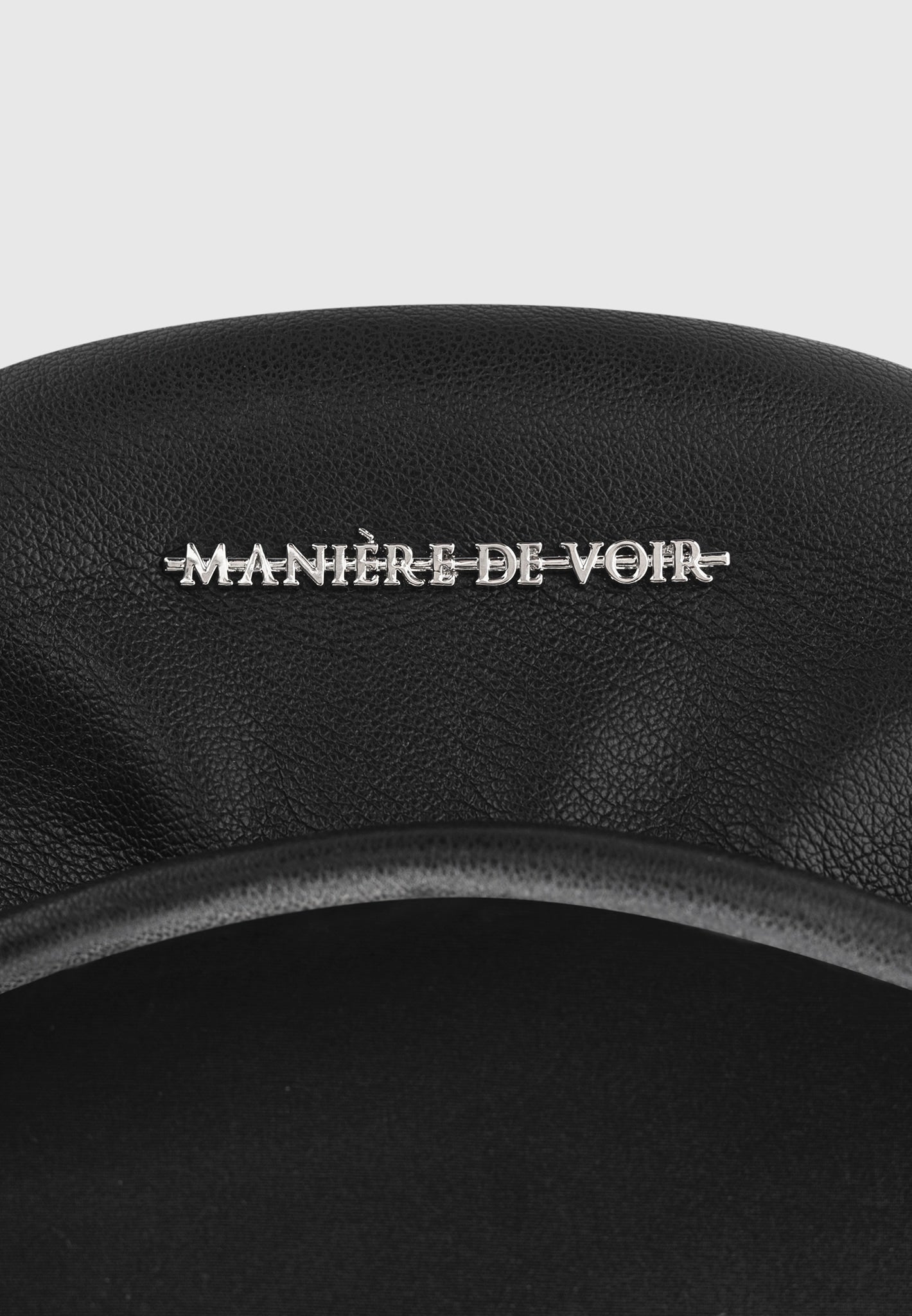 anya-leather-beret-black