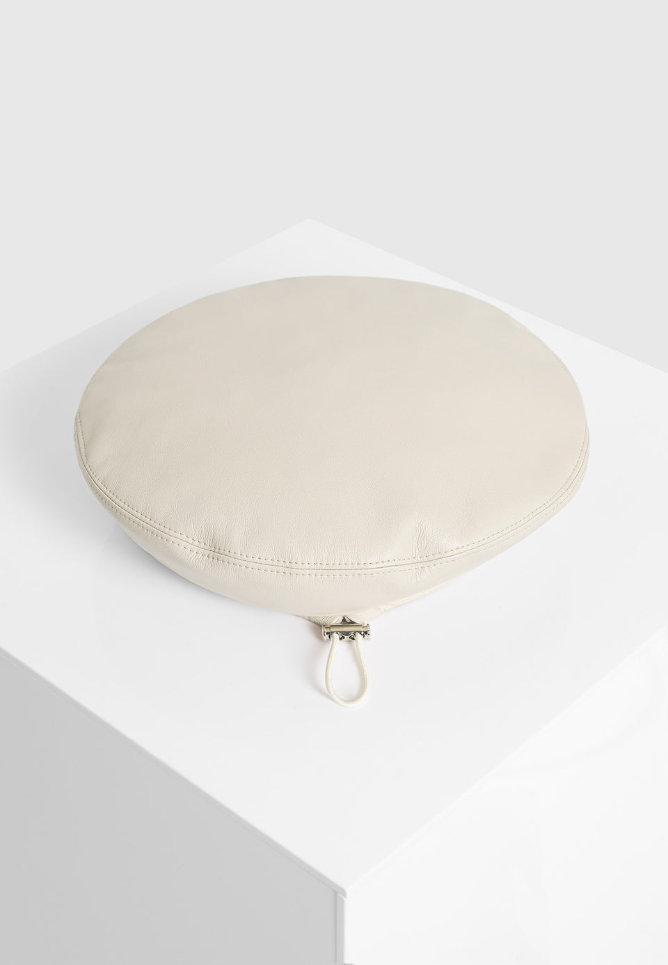 anya-leather-beret-beige