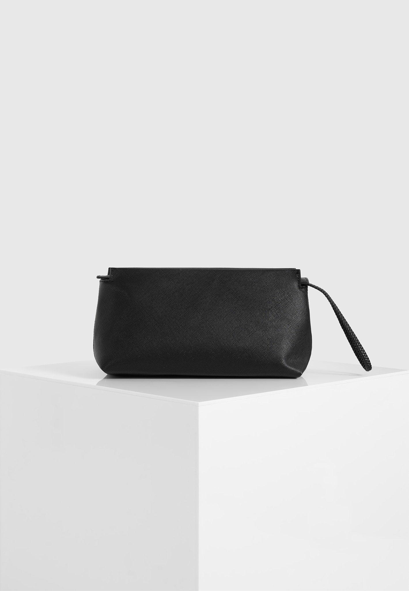 Jessy - Textured Leather Washbag - Black 