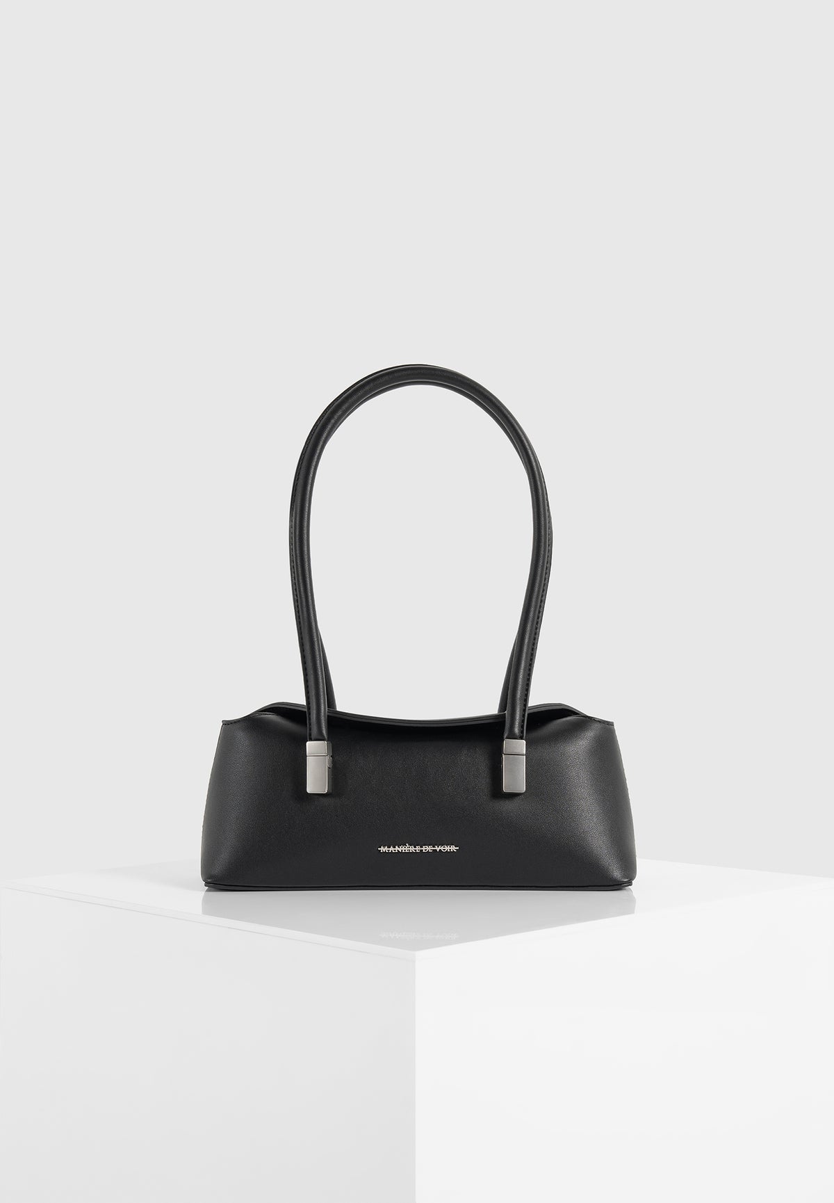 Annelise - Leather Baguette Bag - Black