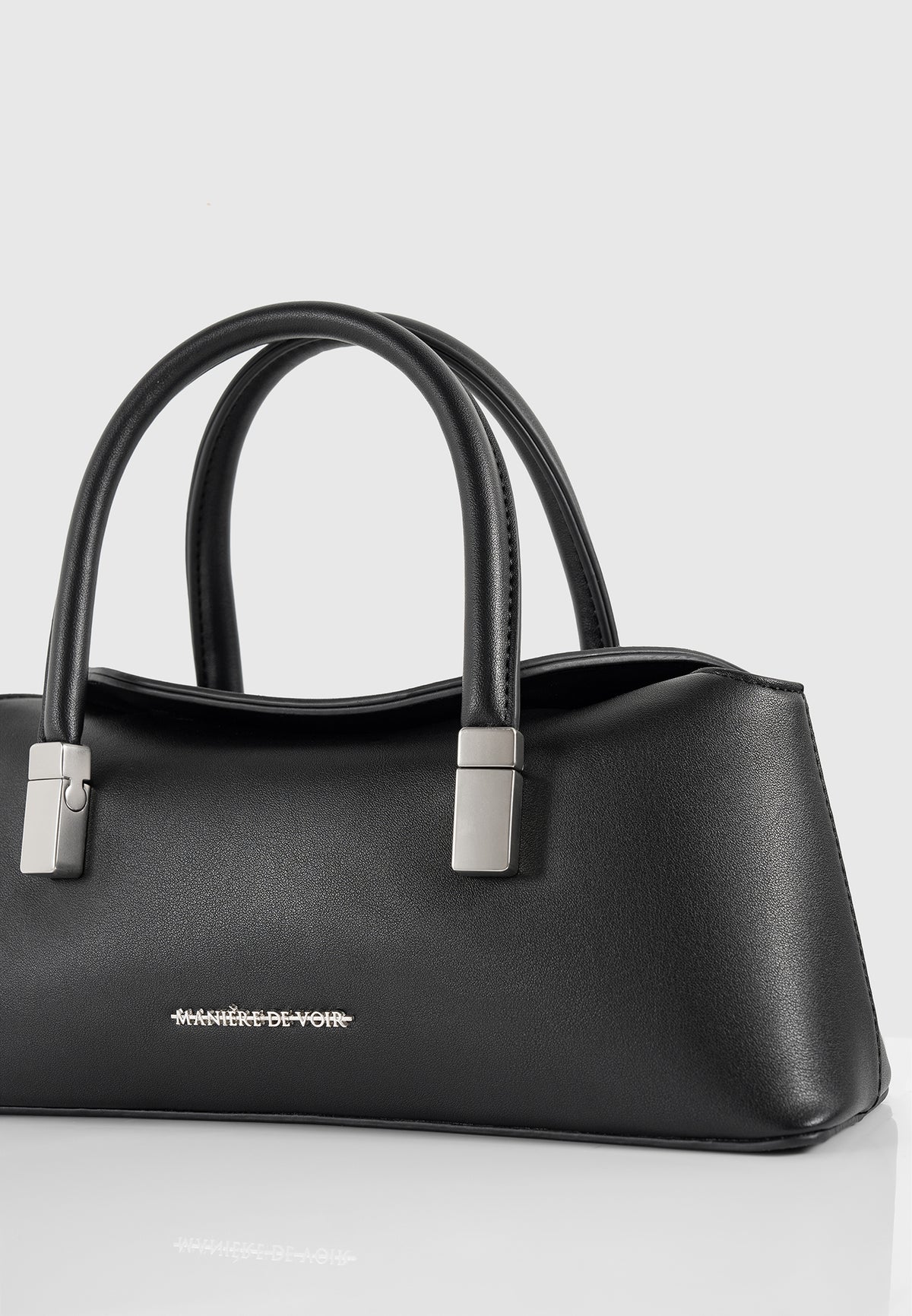 Annelise - Leather Baguette Bag - Black
