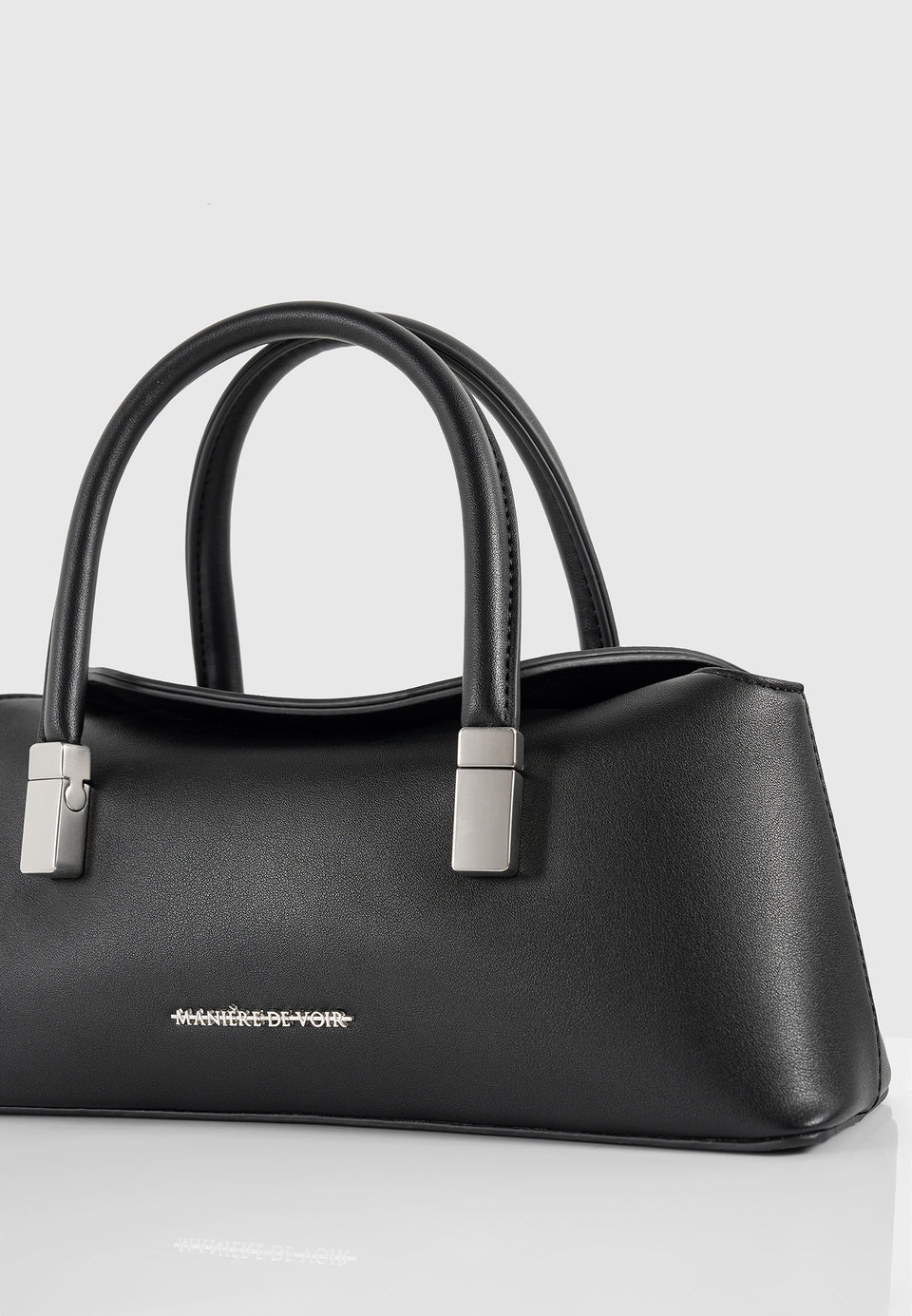Annelise - Leather Baguette Bag - Black