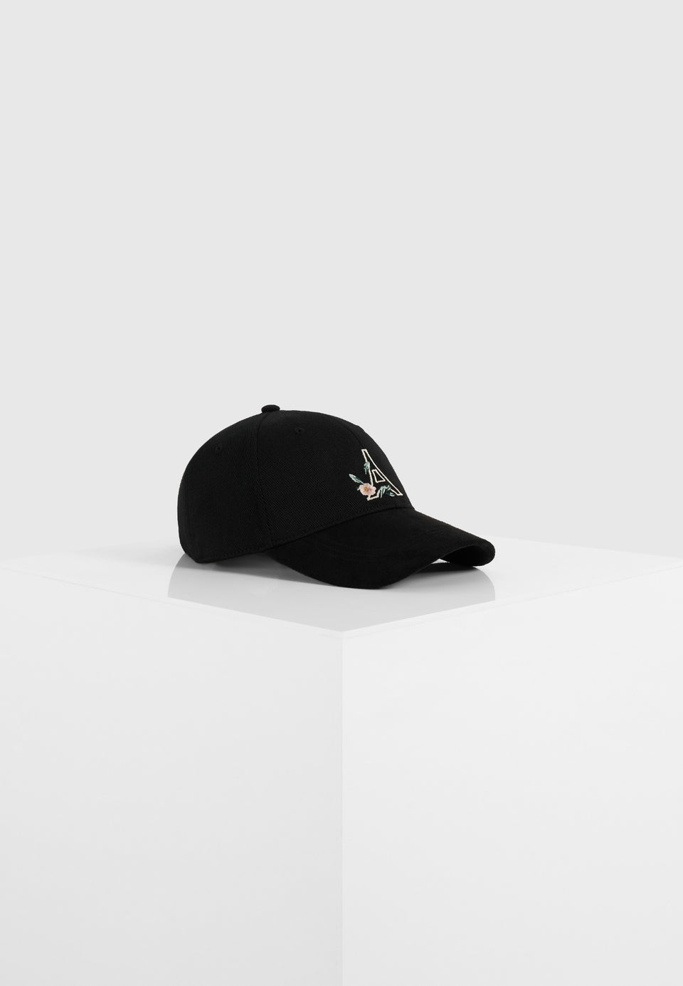 floral-eiffel-suede-contrast-cap-black