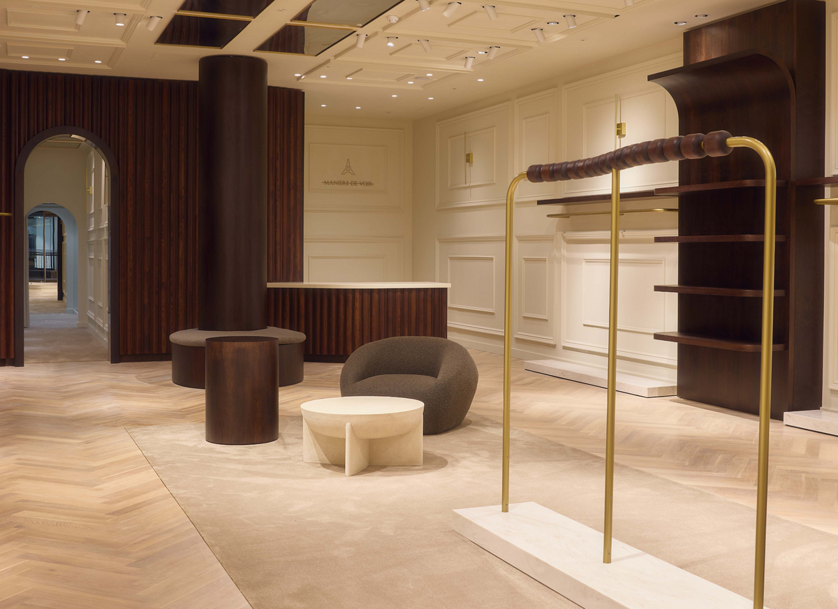 Store gallery image
