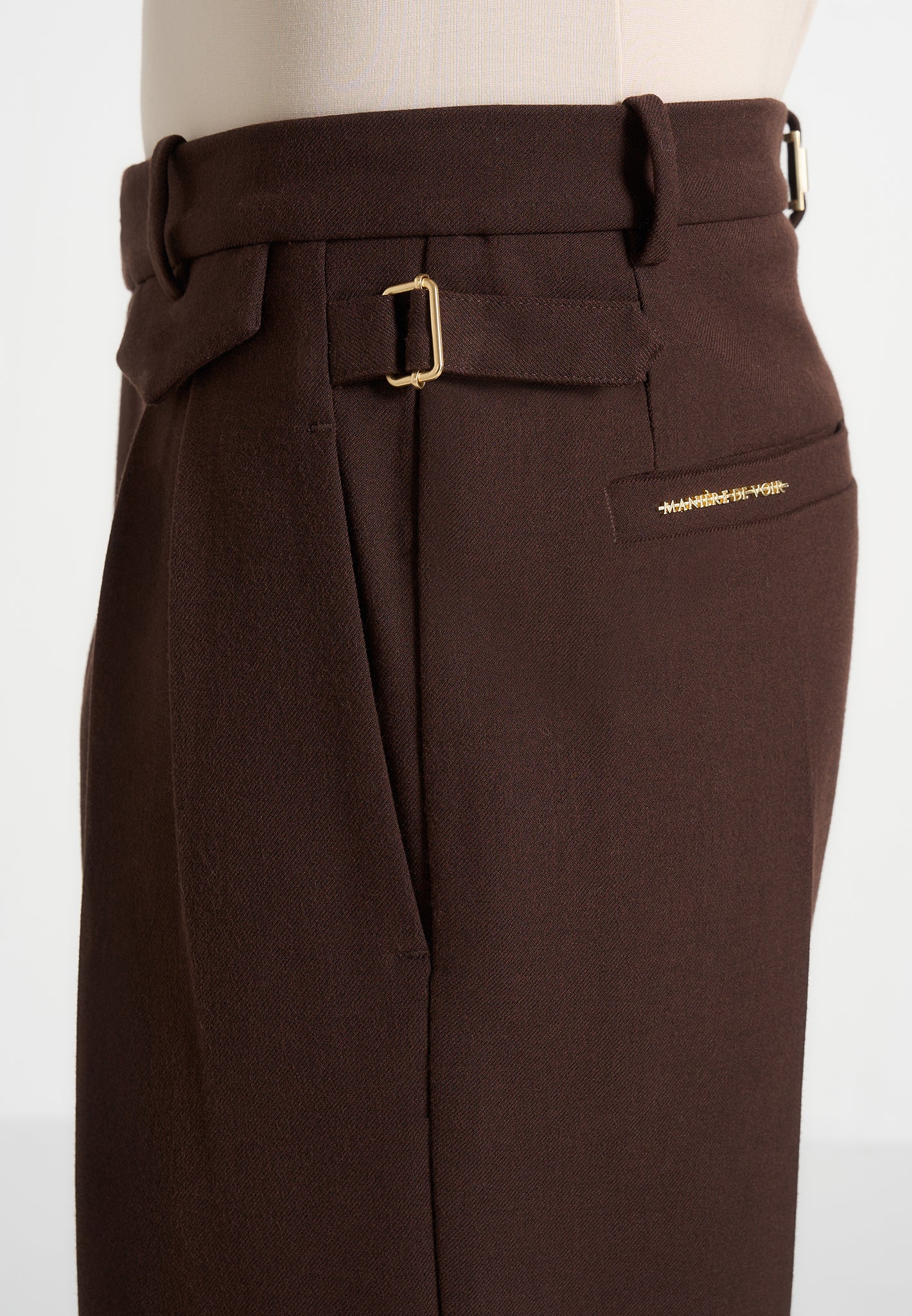 Pierre - Relaxed Fit Pleated Tailored Trousers - Brown