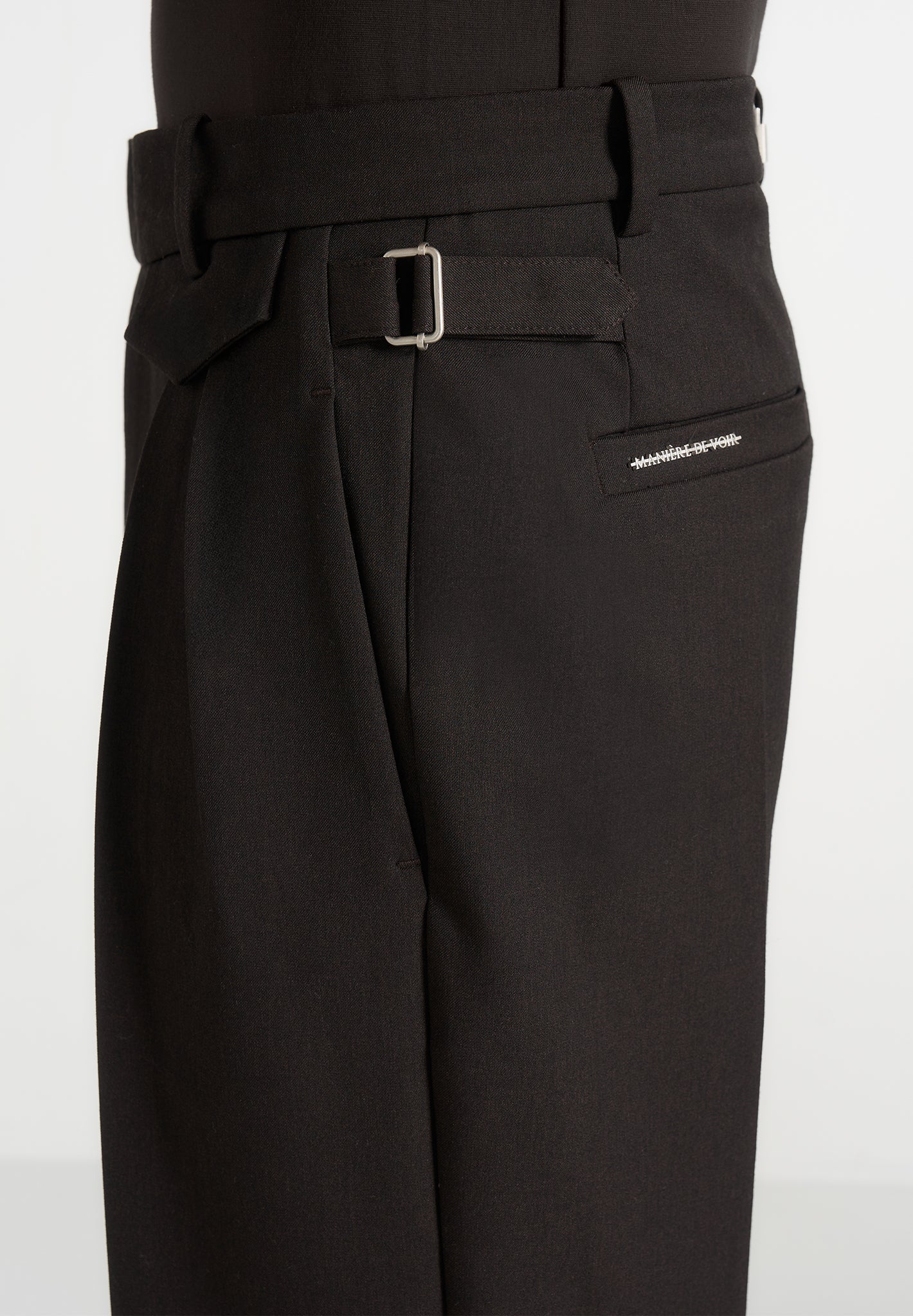 Pierre - Relaxed Fit Pleated Tailored Trousers - Dark Brown