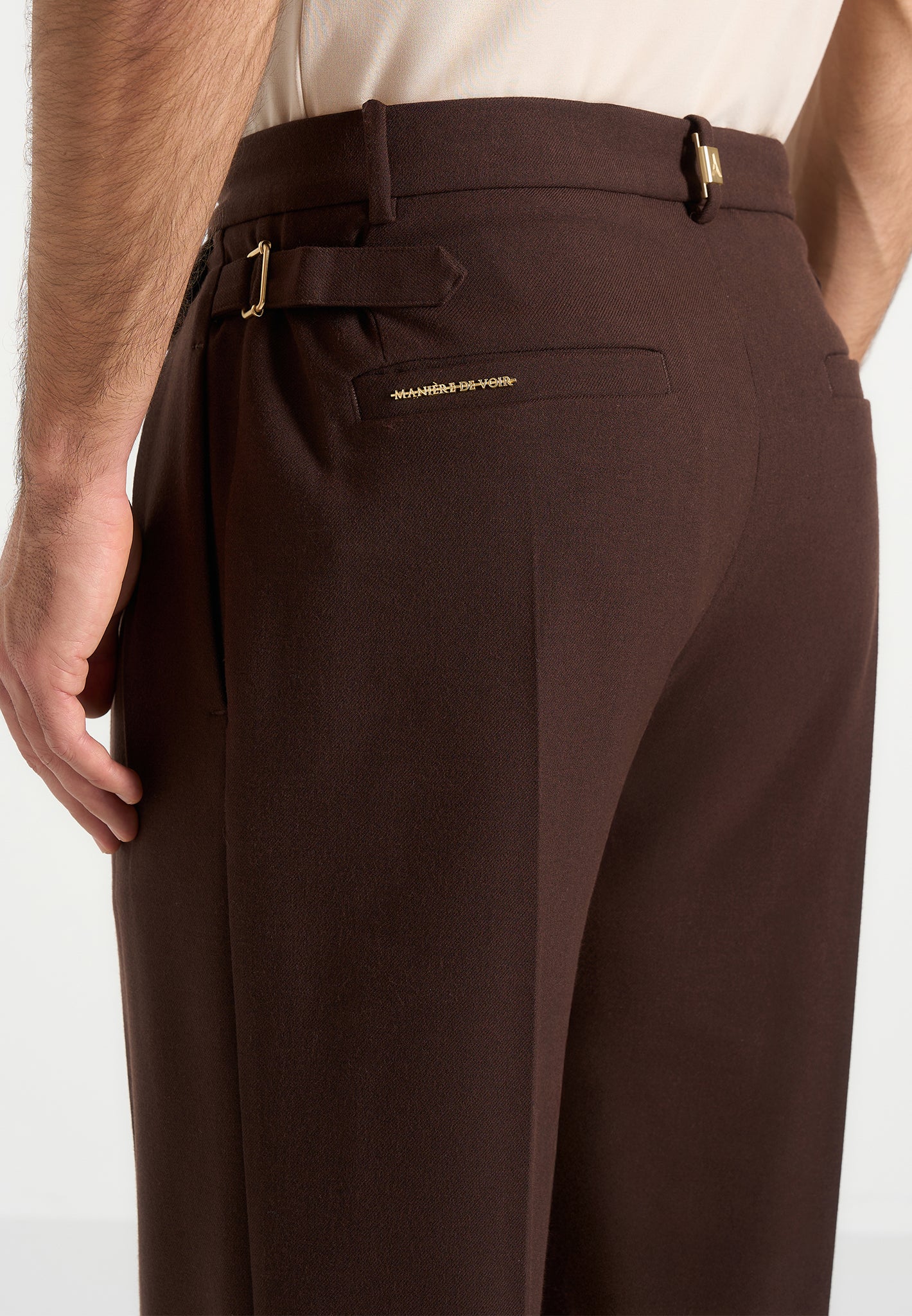 Pierre - Relaxed Fit Pleated Tailored Trousers - Brown