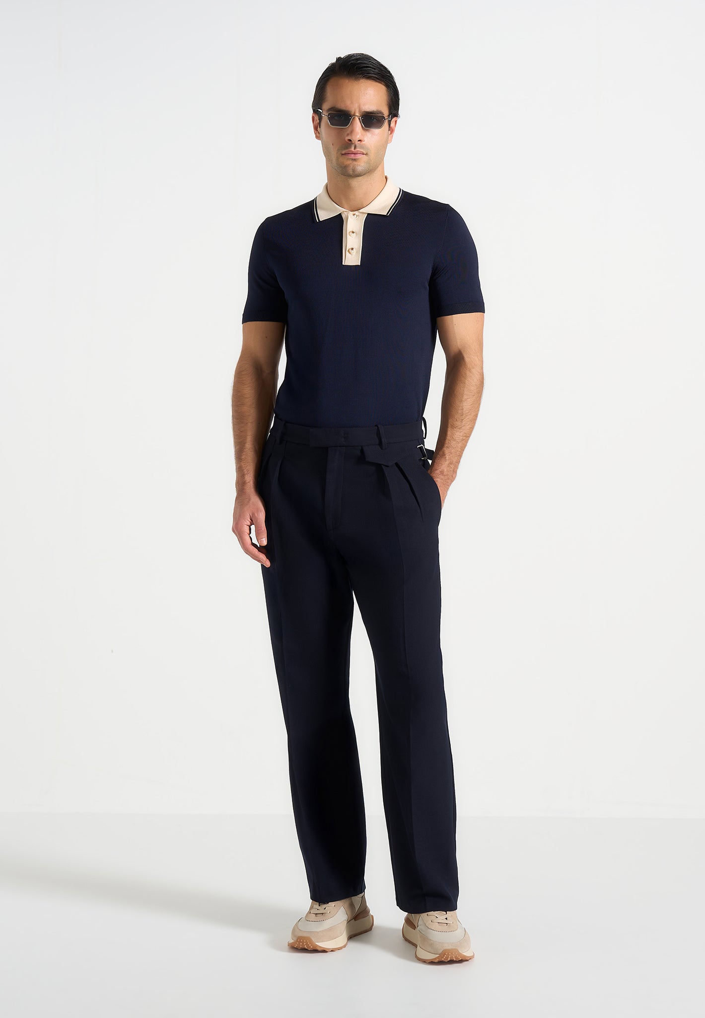 Pierre - Relaxed Fit Pleated Tailored Trousers - Navy 