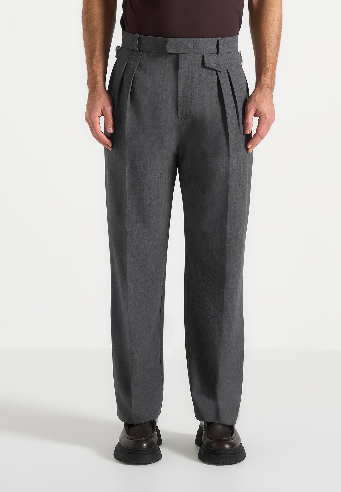 Pierre - Relaxed Fit Pleated Tailored Trousers - Grey 