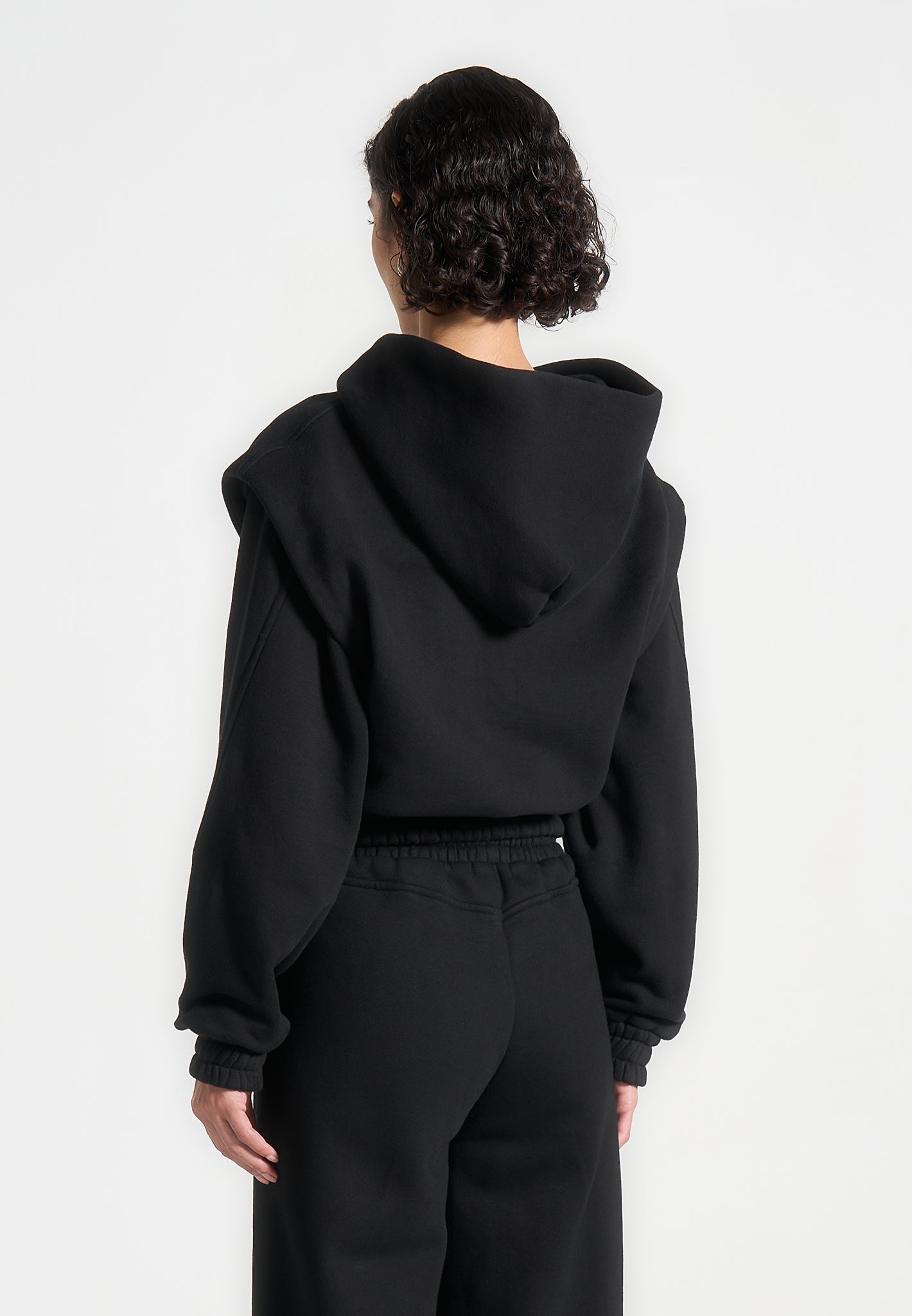 louna-wide-shoulder-zip-through-hoodie-black