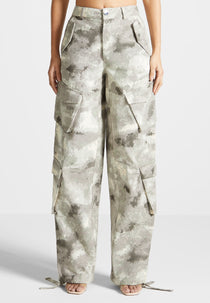 High Waisted Camo Cargo Pants - Grey