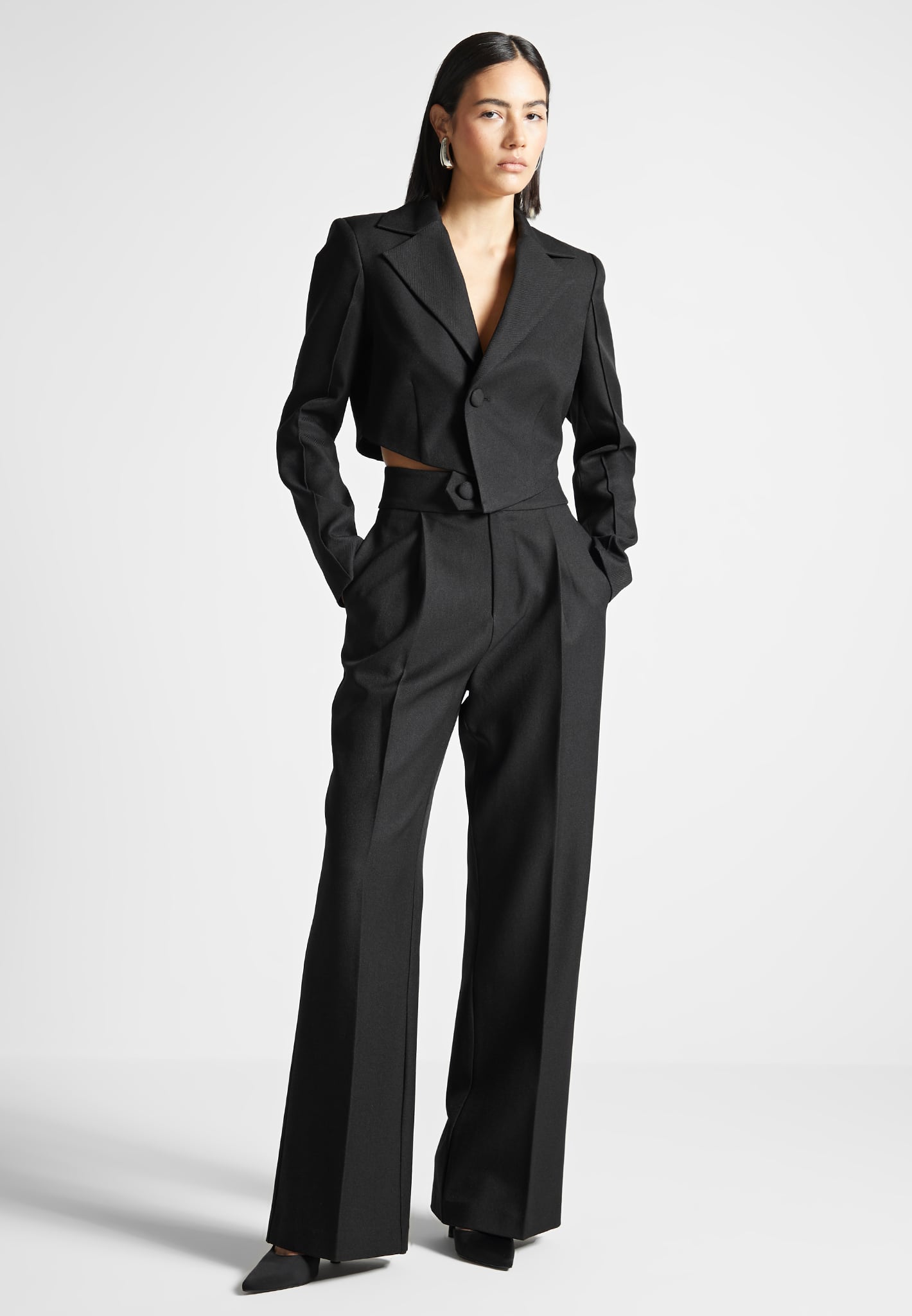 Asymmetric Tailored Cropped Blazer - Black | Manière De Voir