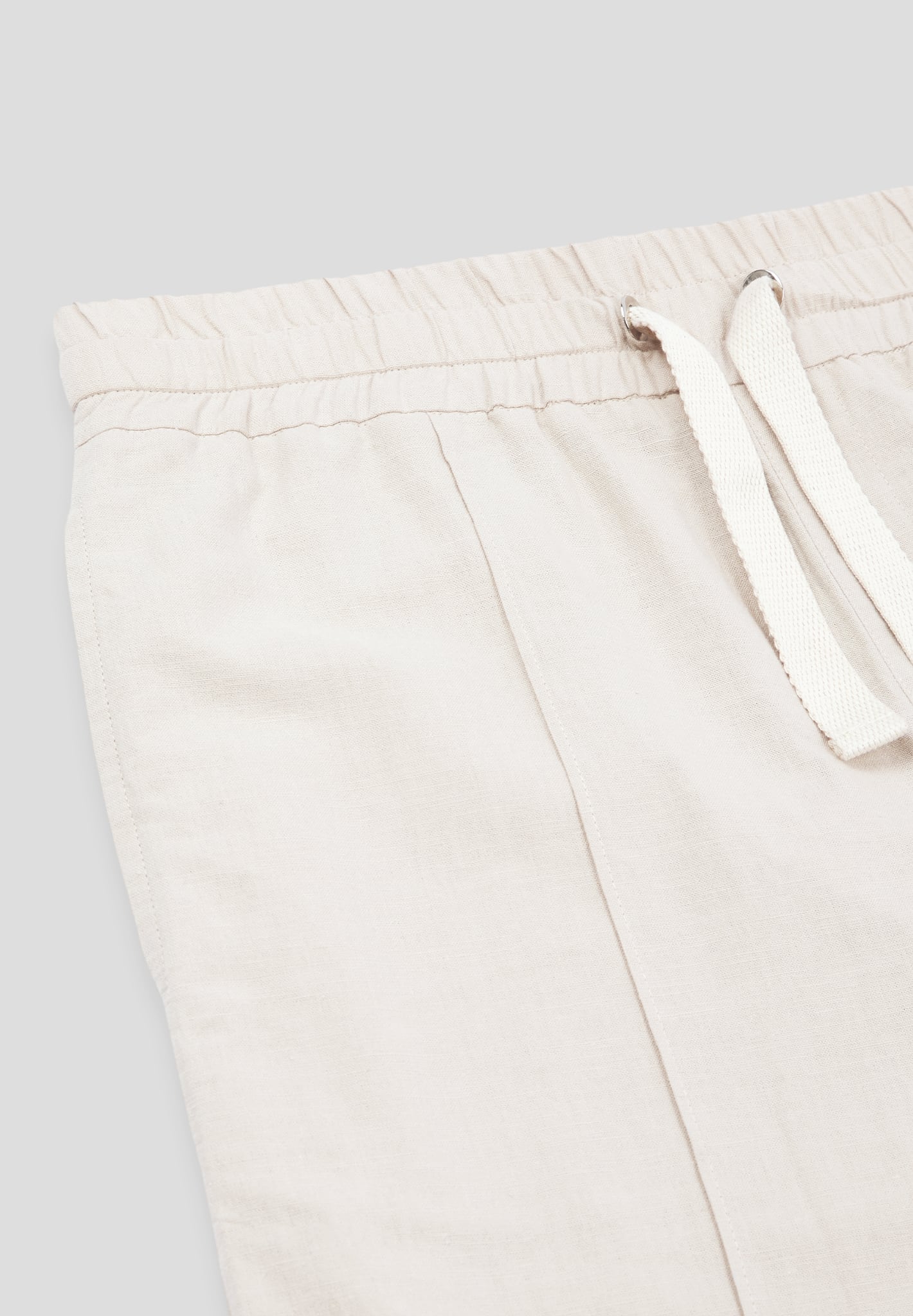 Linen Pintuck Shorts - Beige
