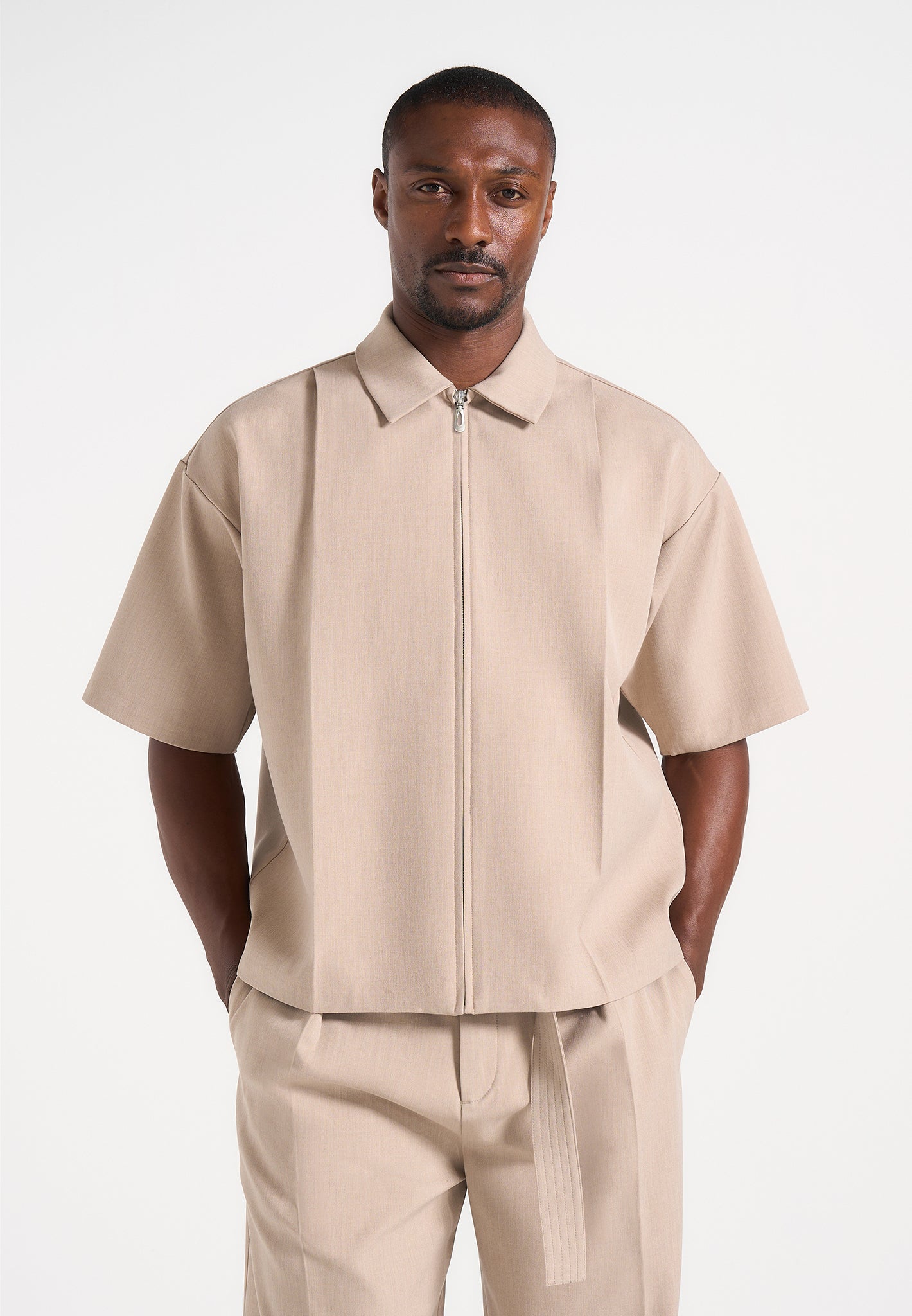Aven - Boxy Shirt with Crease - Beige 