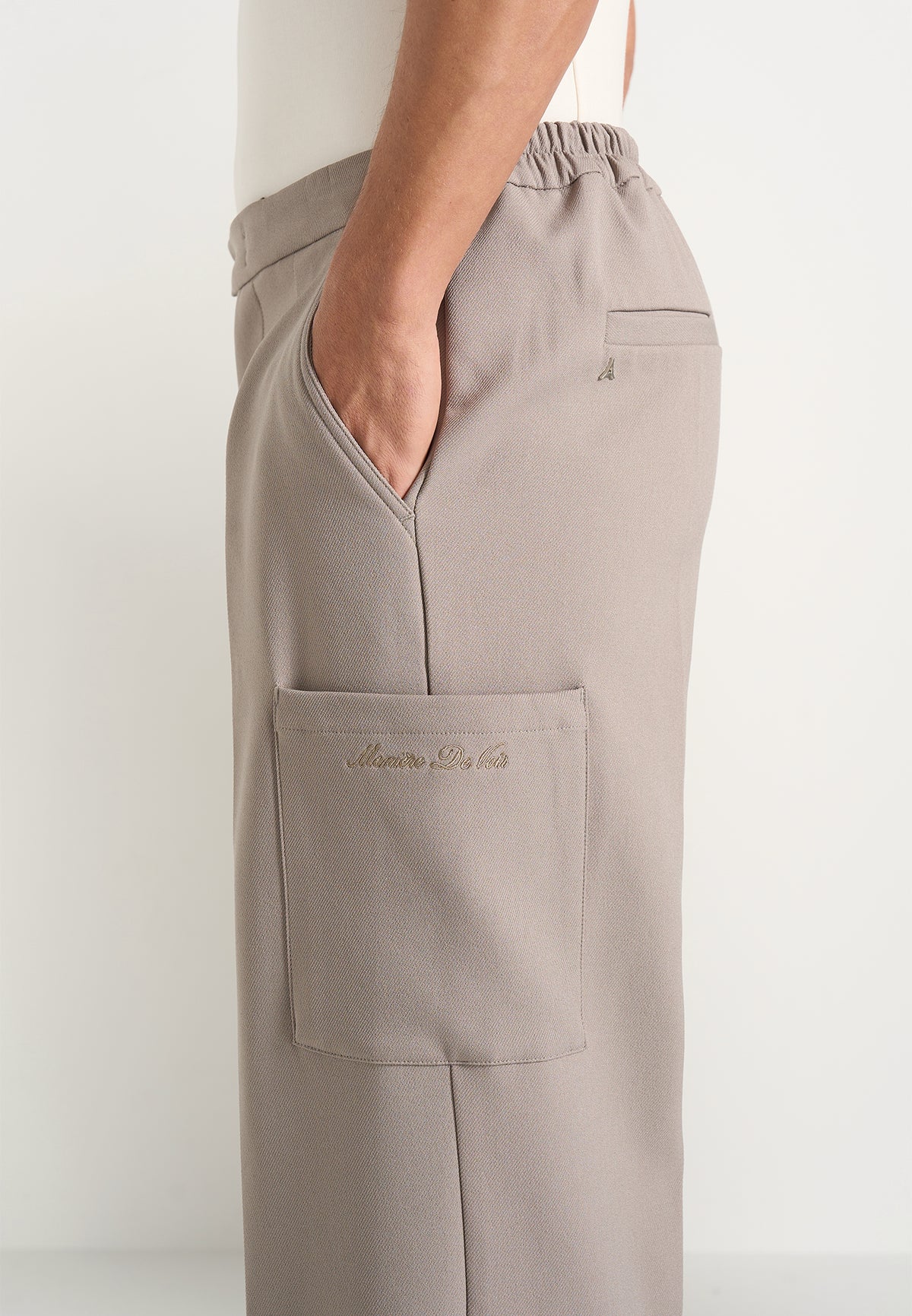 Luca - Relaxed Fit Pleated Pocket Trousers - Mushroom