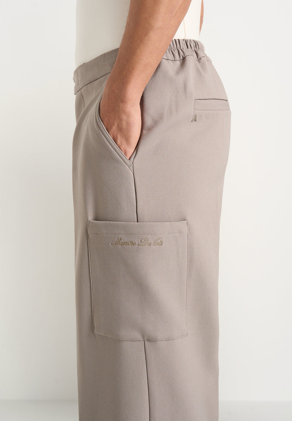 Luca - Relaxed Fit Pleated Pocket Trousers - Mushroom