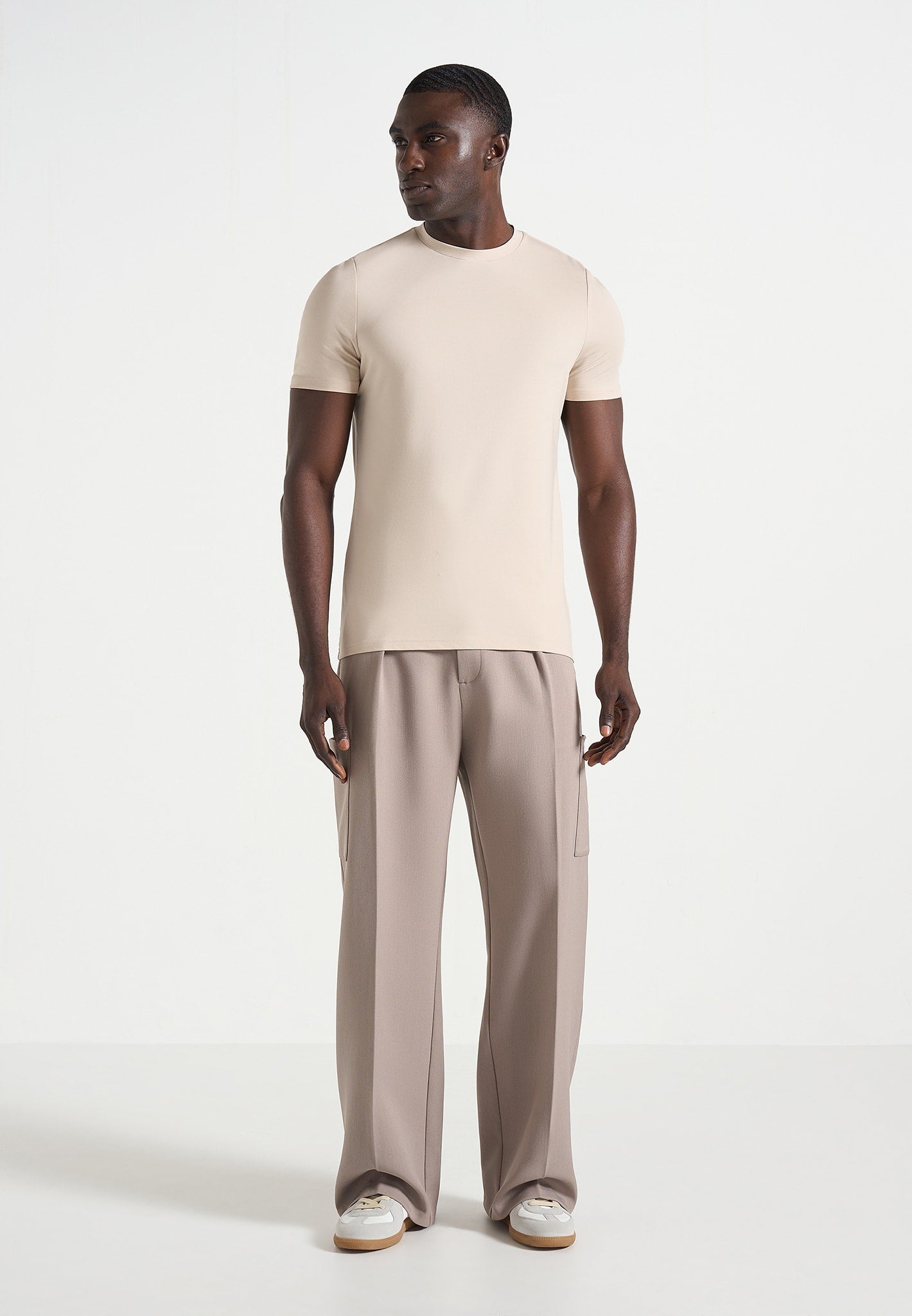 Luca - Relaxed Fit Pleated Pocket Trousers - Mushroom