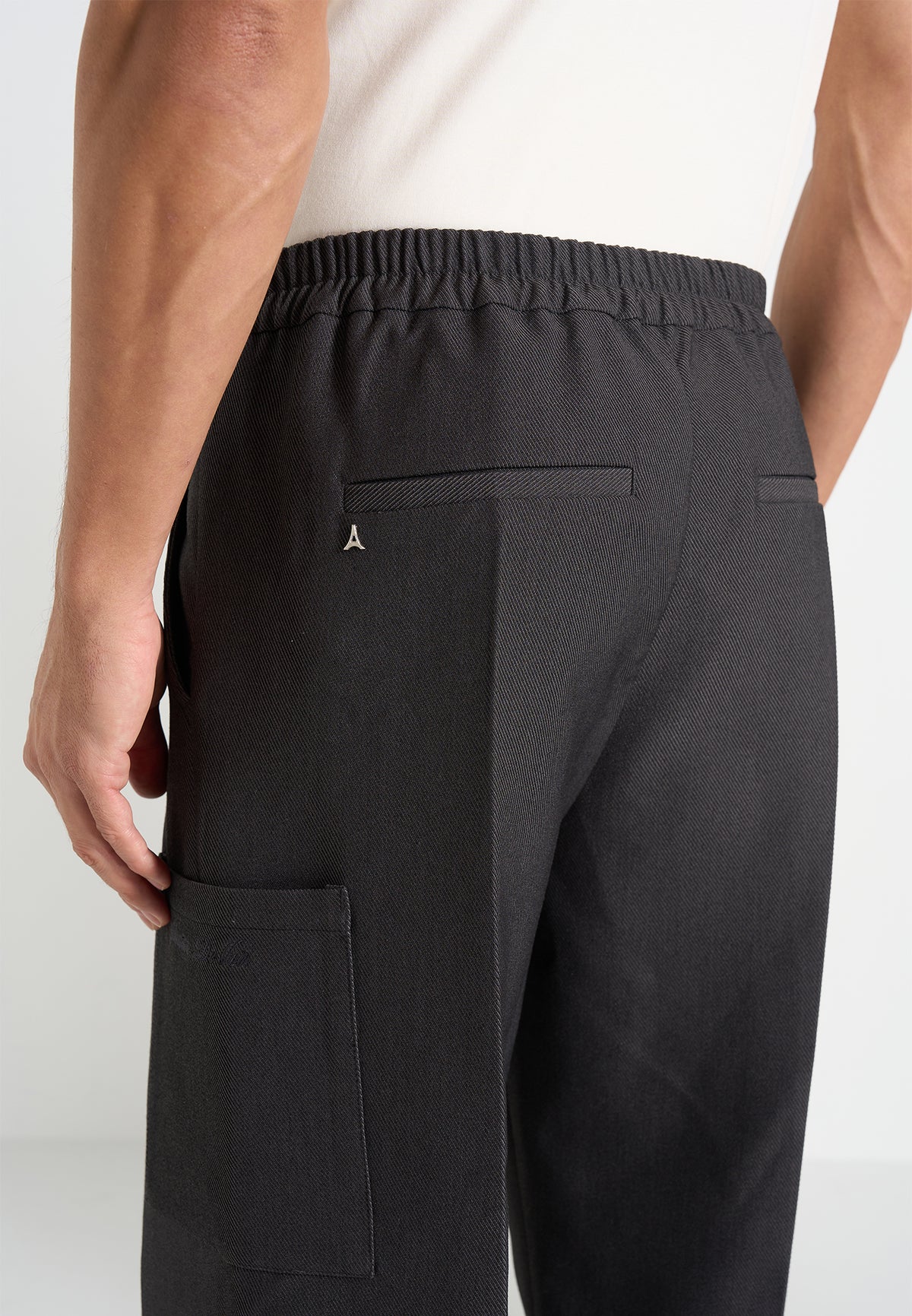 Luca - Relaxed Fit Pleated Pocket Trousers - Grey